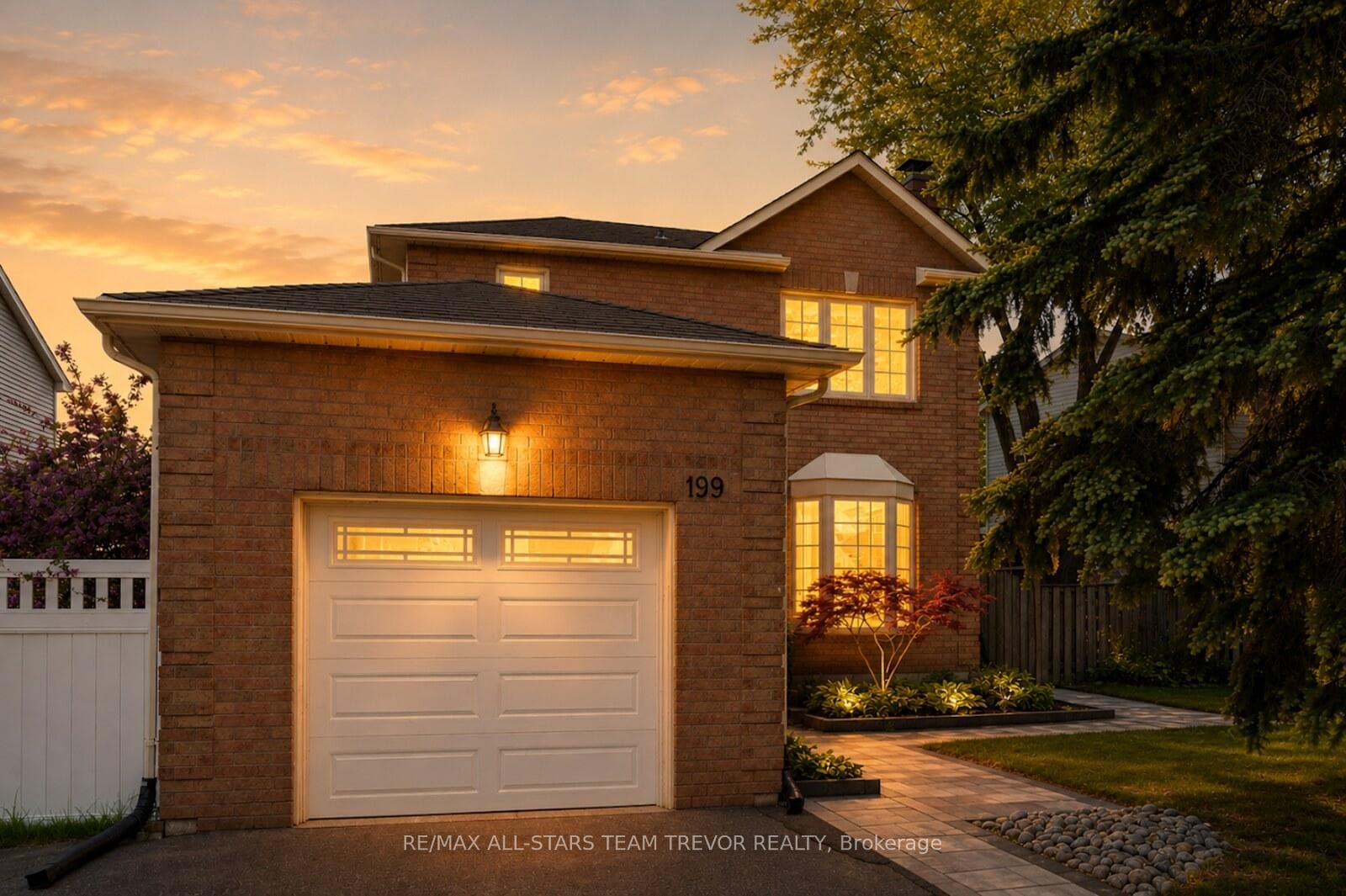 199 Carrick Avenue, Georgina, ON L4P 3N7 - Photo 1