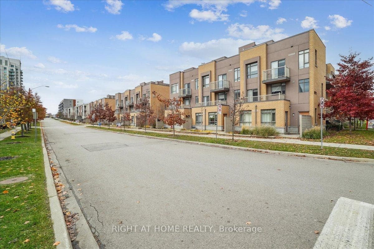 90 Orchid Place Drive Unit 304, Scarborough (Morningside / West Hill), ON M1B 0C4 - Photo 1