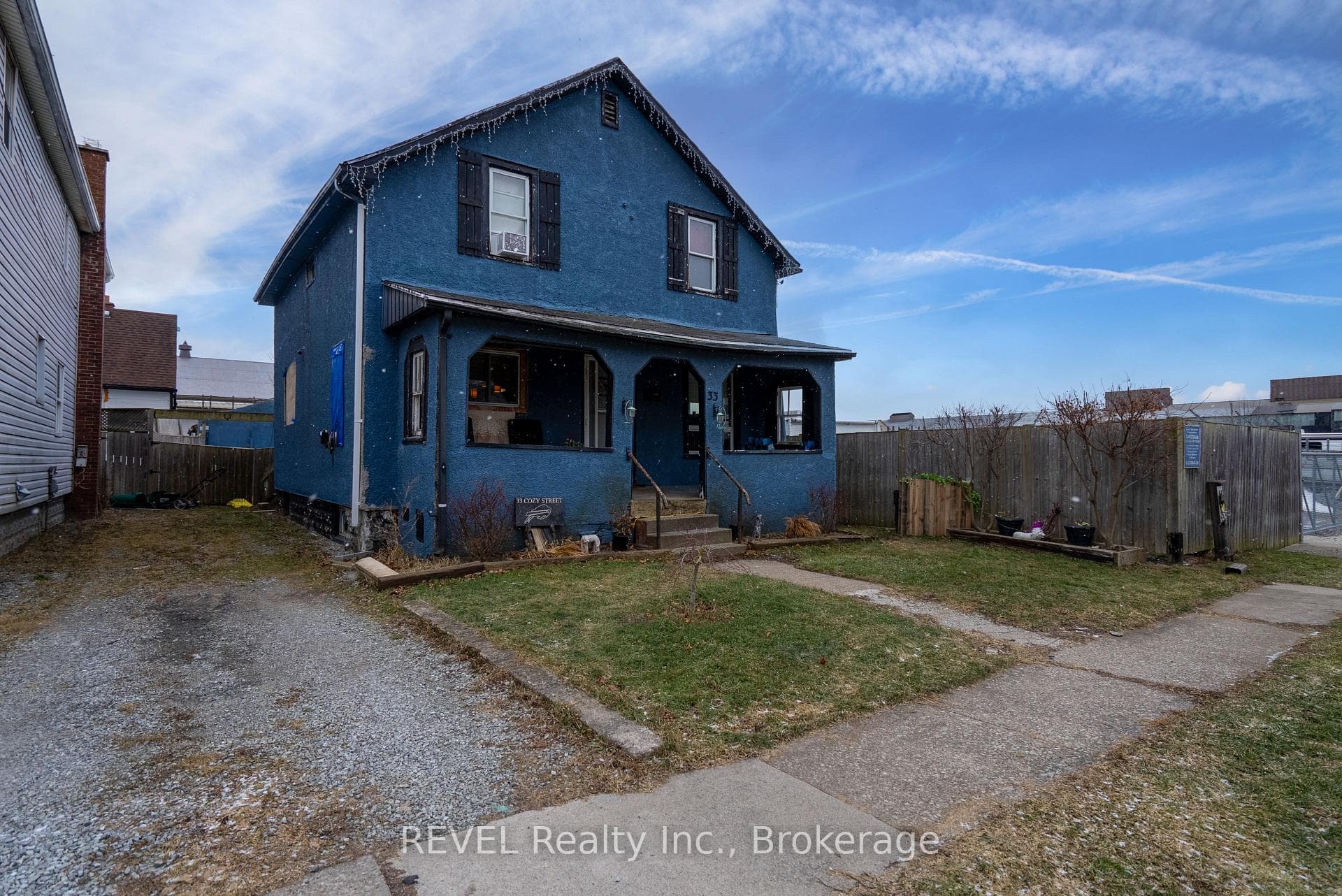 33 Cozy Street, Welland