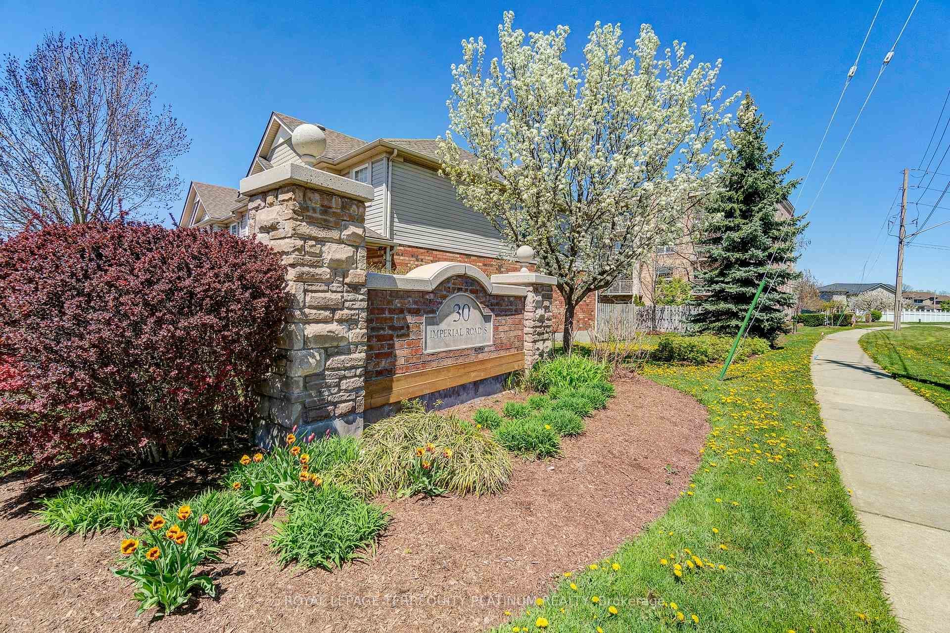 30 Imperial Road Unit 92, Guelph