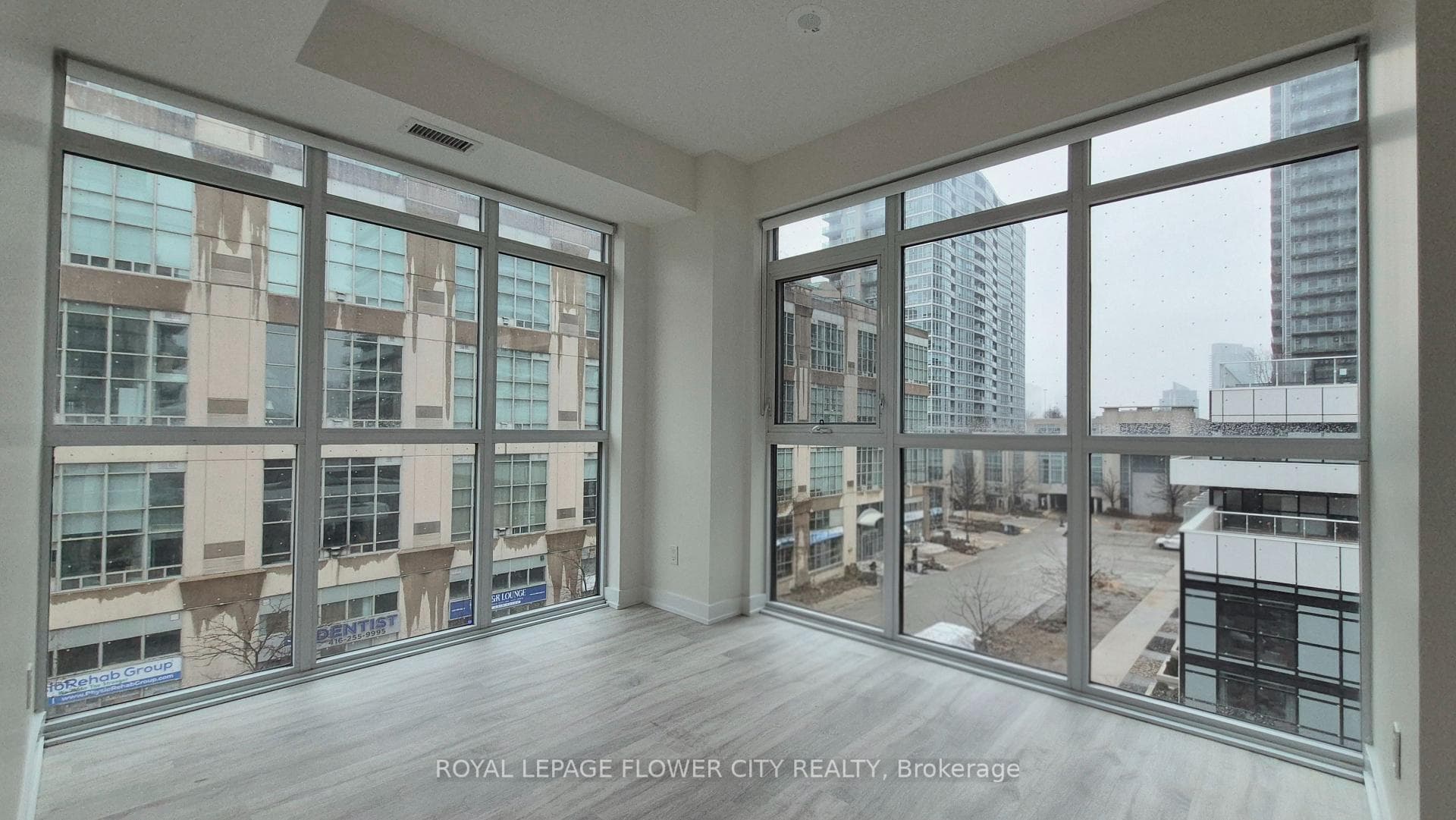 251 Manitoba Street Unit 432, Liberty Village / Parkdale / South Parkdale, ON M8Y 0C7 - Photo 1
