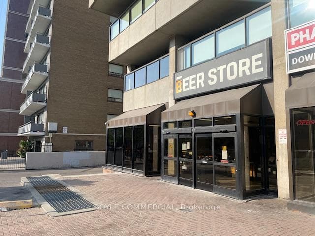 720 Spadina Avenue, Downtown Toronto / Waterfront, ON M5S 2T9 - Photo 1