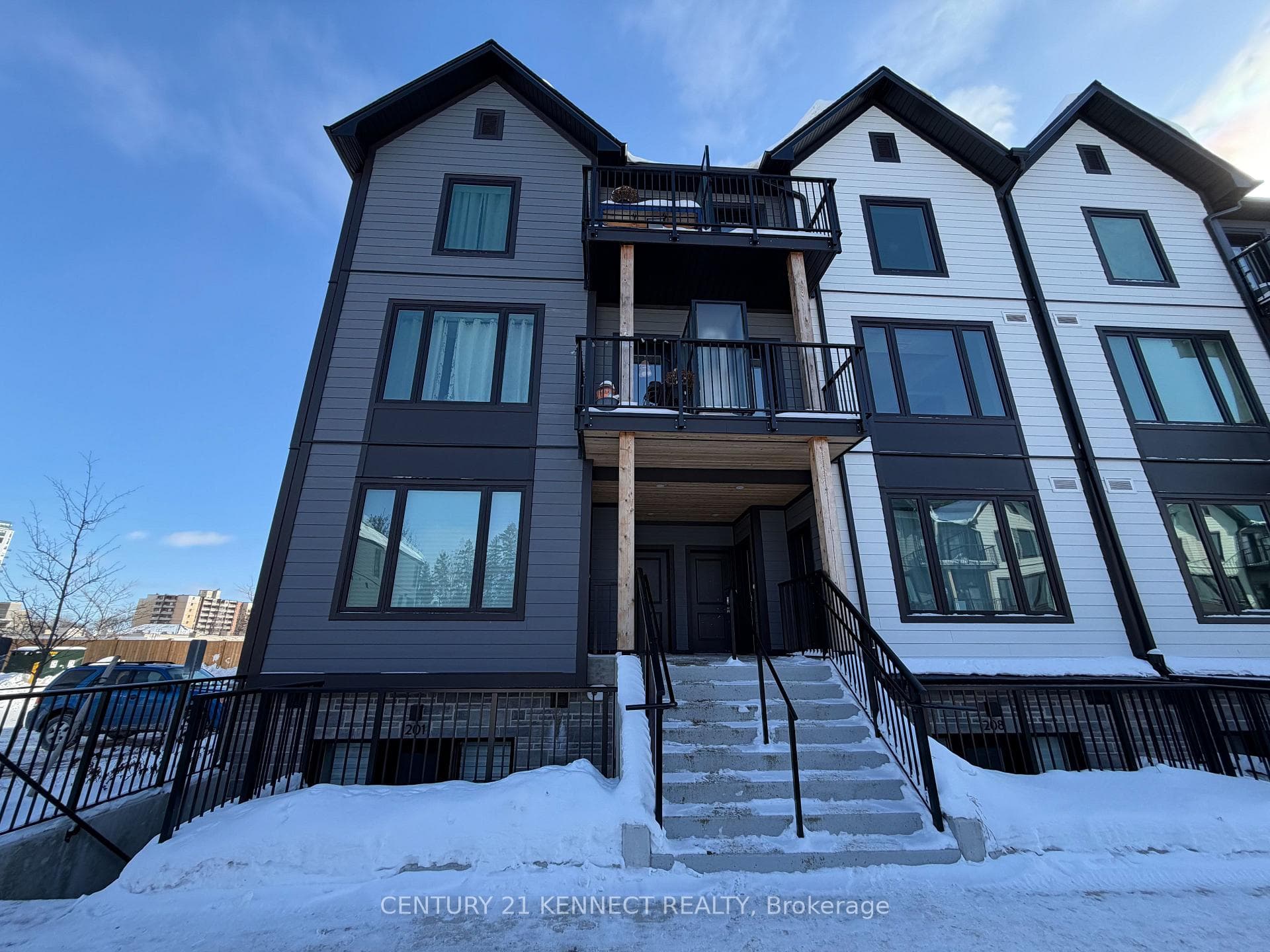 708 Woolwich Street Unit 202, Guelph