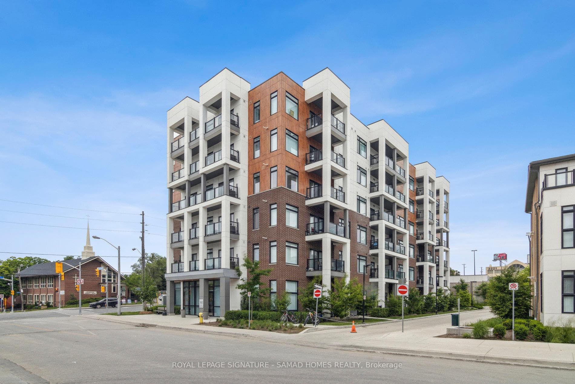 160 Canon Jackson Drive Unit 306, York / Weston, ON M6M 0B6 - Photo 1