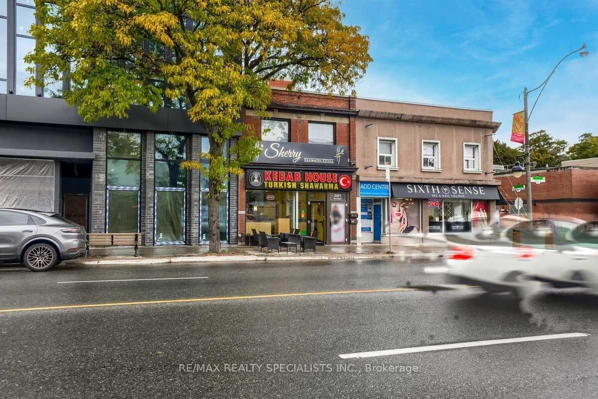3421 Yonge Street, Leaside / Davisville, ON M4N 2N1 - Photo 1