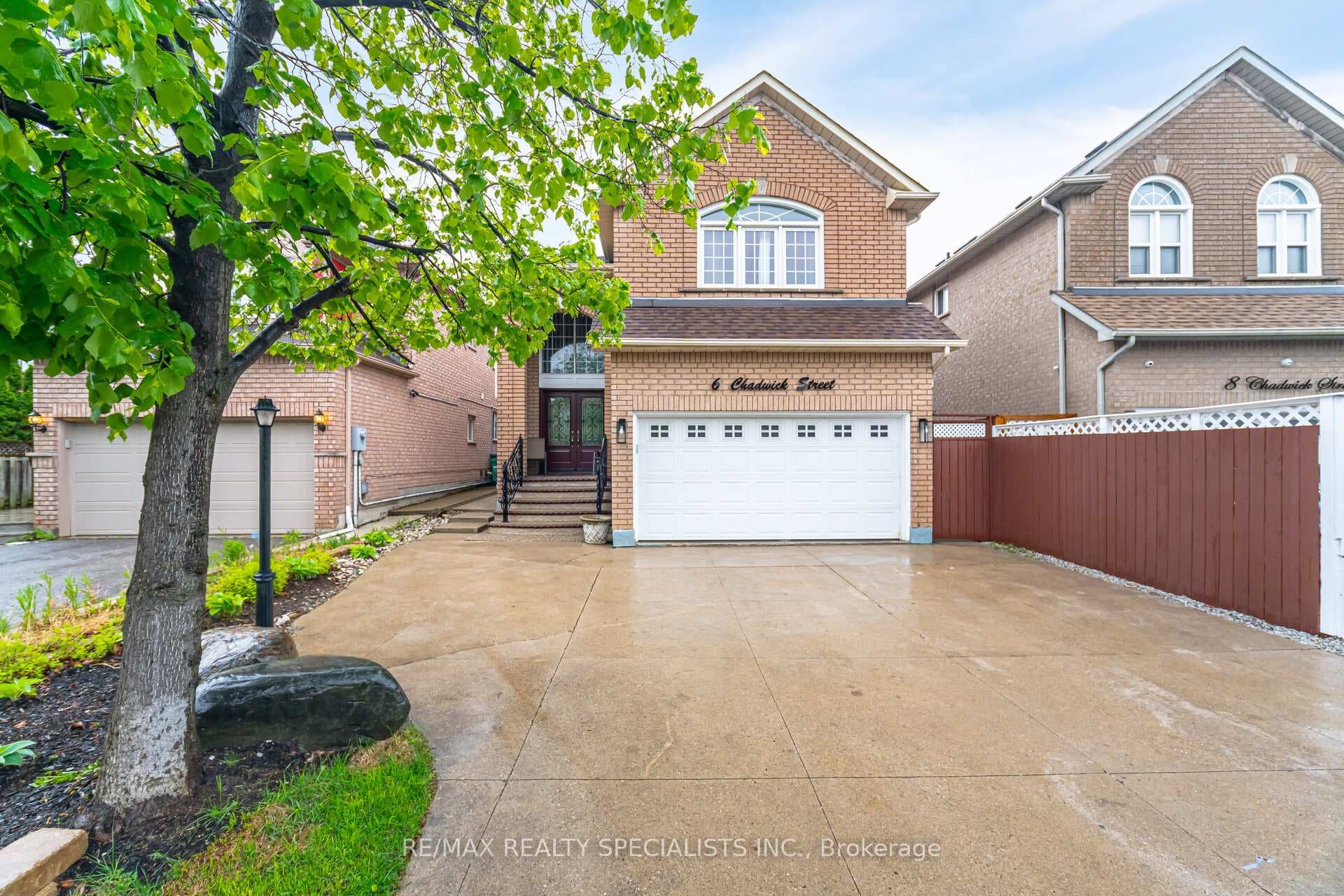 6 Chadwick Street, Brampton, ON L6Y 4Y6 - Photo 1