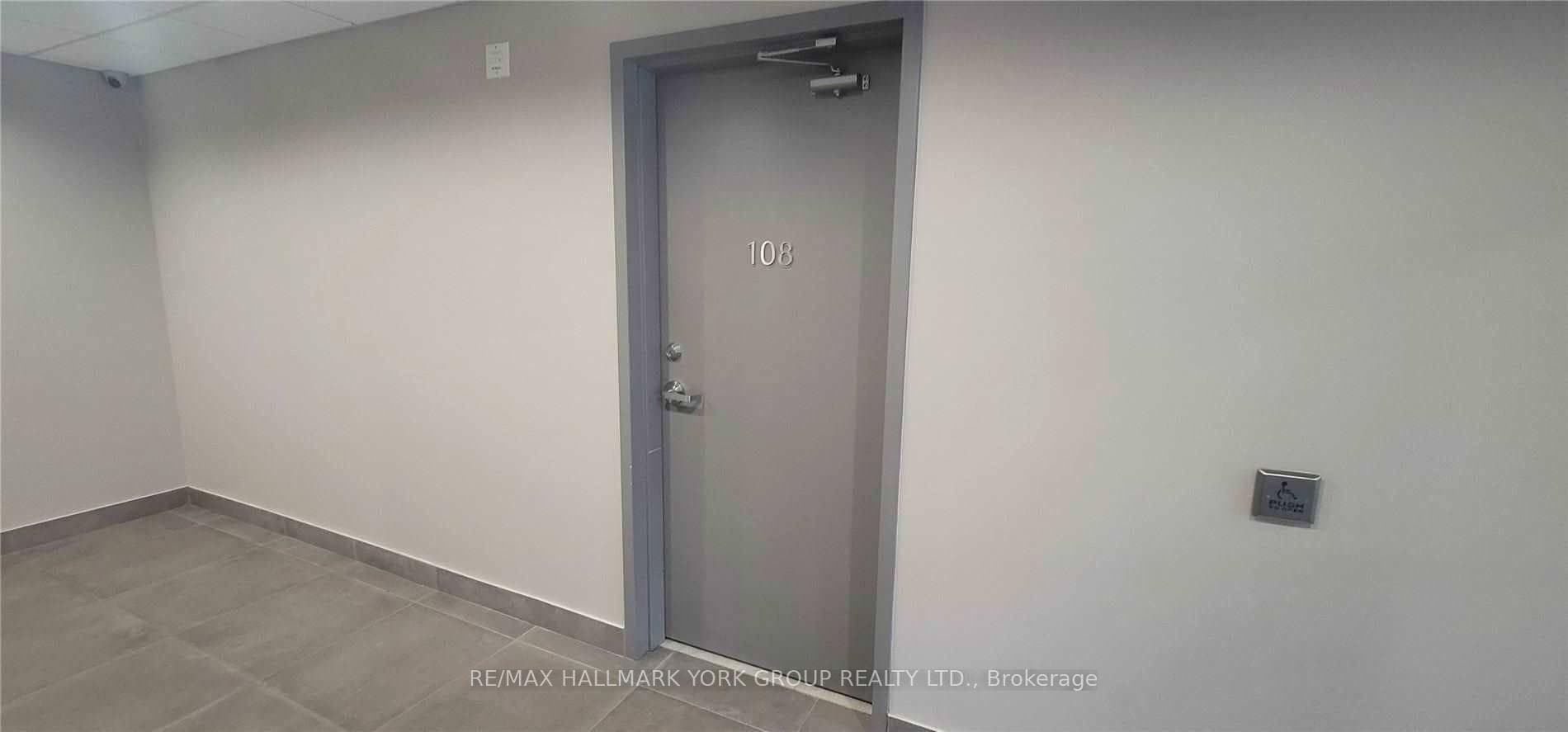 32 Wellington Street Unit 108, Aurora, ON L4G 1H5 - Photo 1