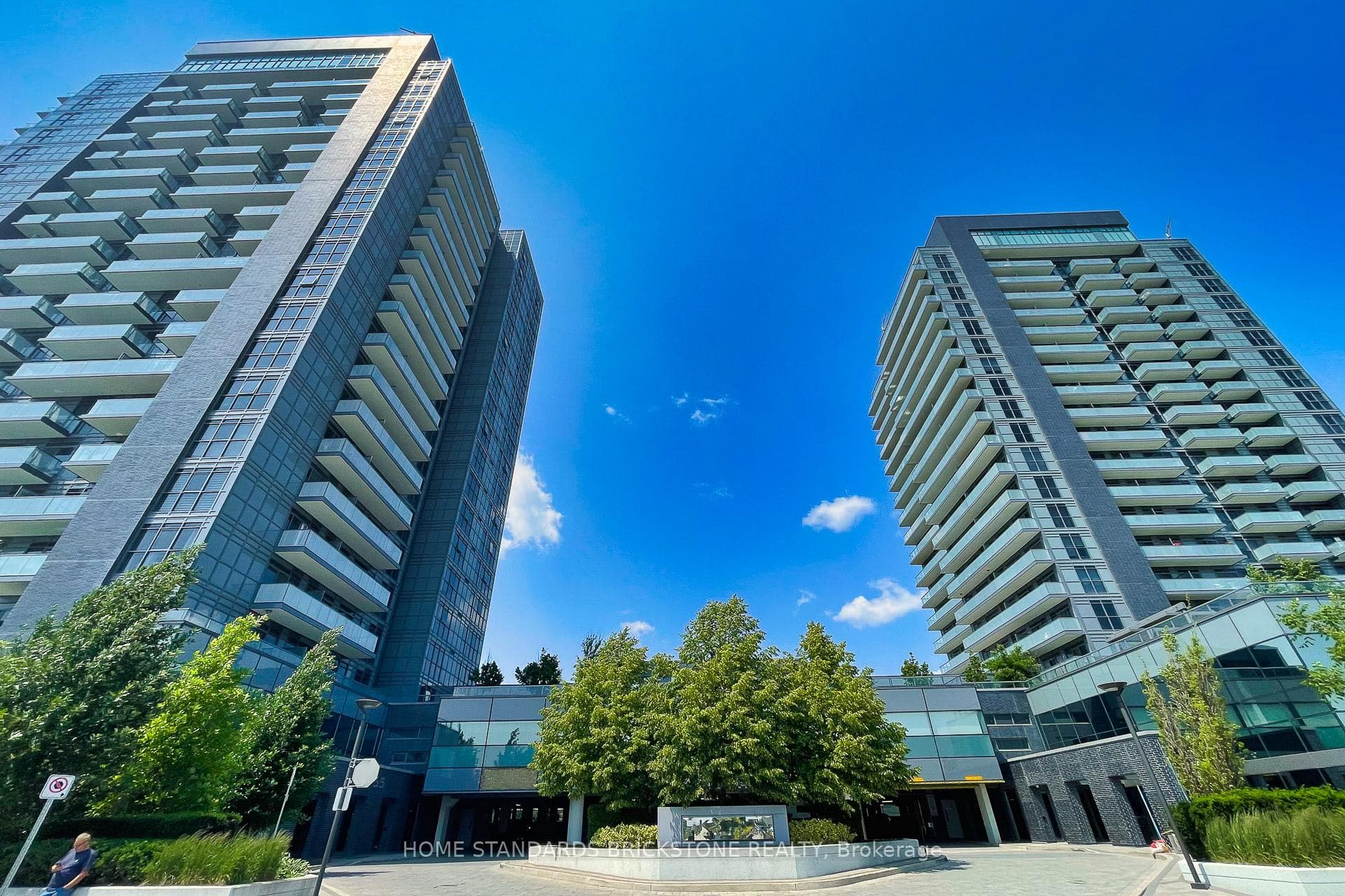 65 Oneida Crescent Unit LPH 10, Richmond Hill, ON L4B 0G9 - Photo 1