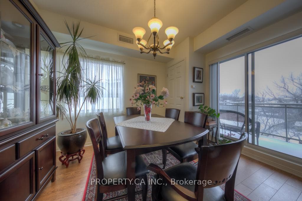 778 Sheppard Avenue Unit 301, North York (Bathurst Manor / Clanton Park), ON M3H 6B7 - Photo 1