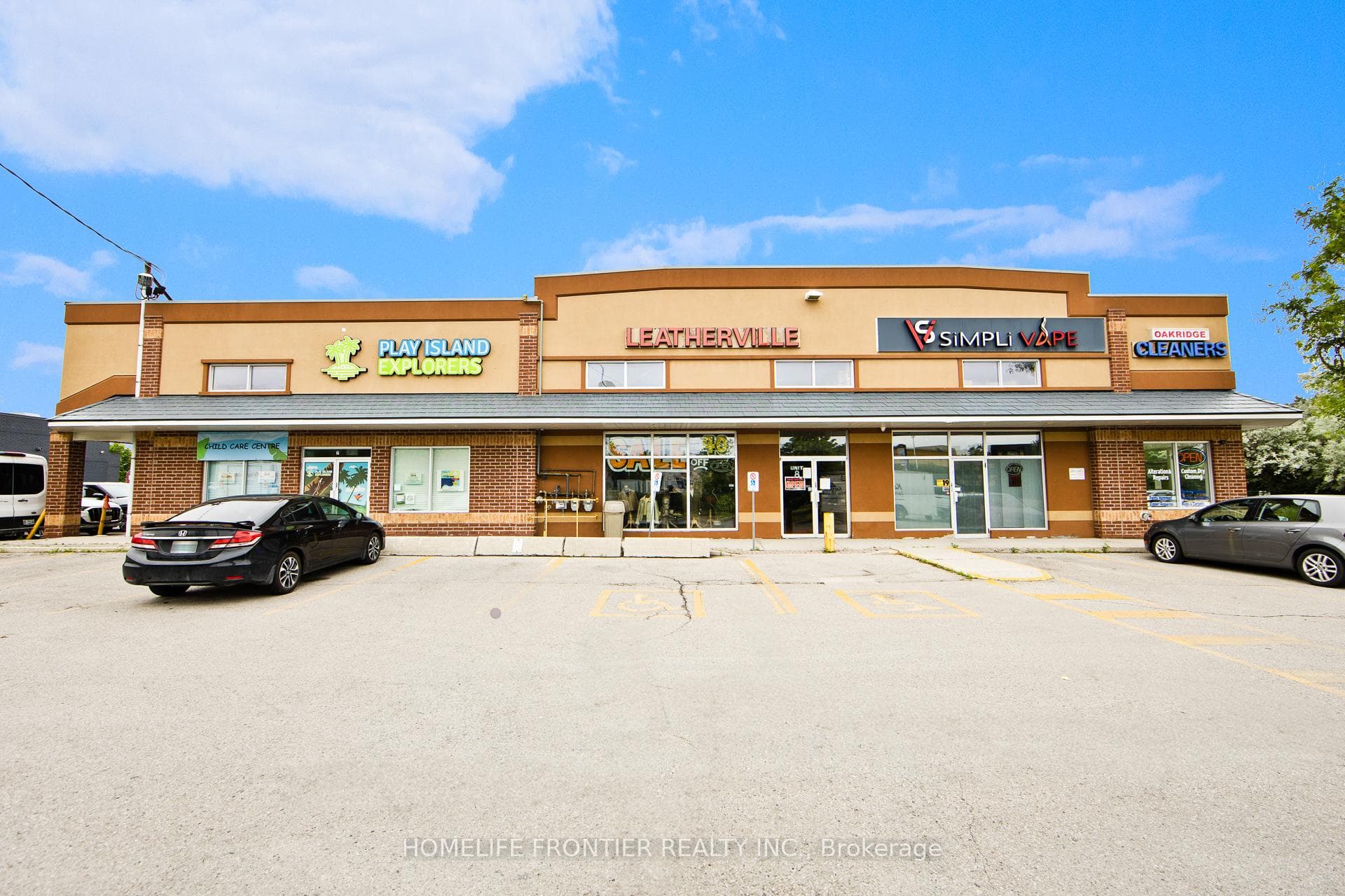 13390 Yonge Street, Richmond Hill, ON L4E 2P6 - Photo 1