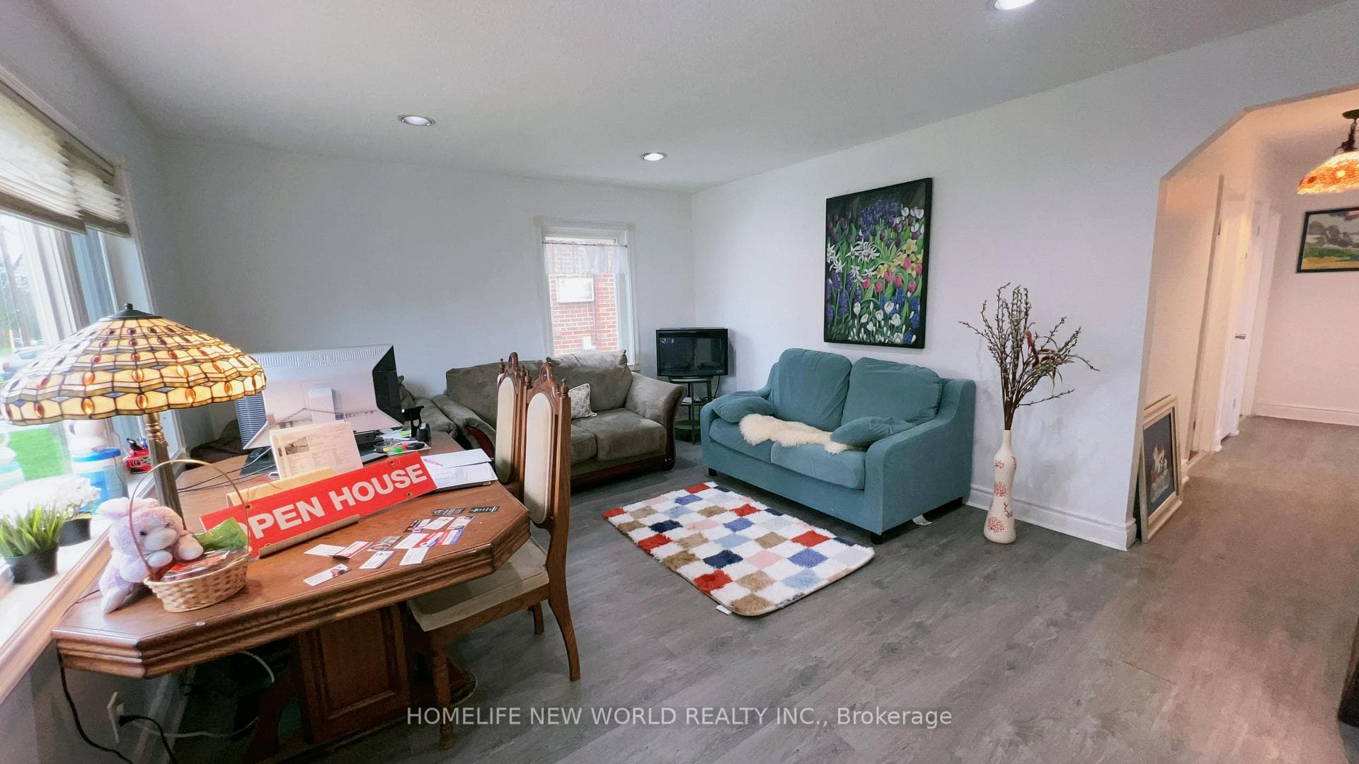 38 Ainsdale Road, Dorset Park / Kennedy Park, ON M1R 3Y8 - Photo 1