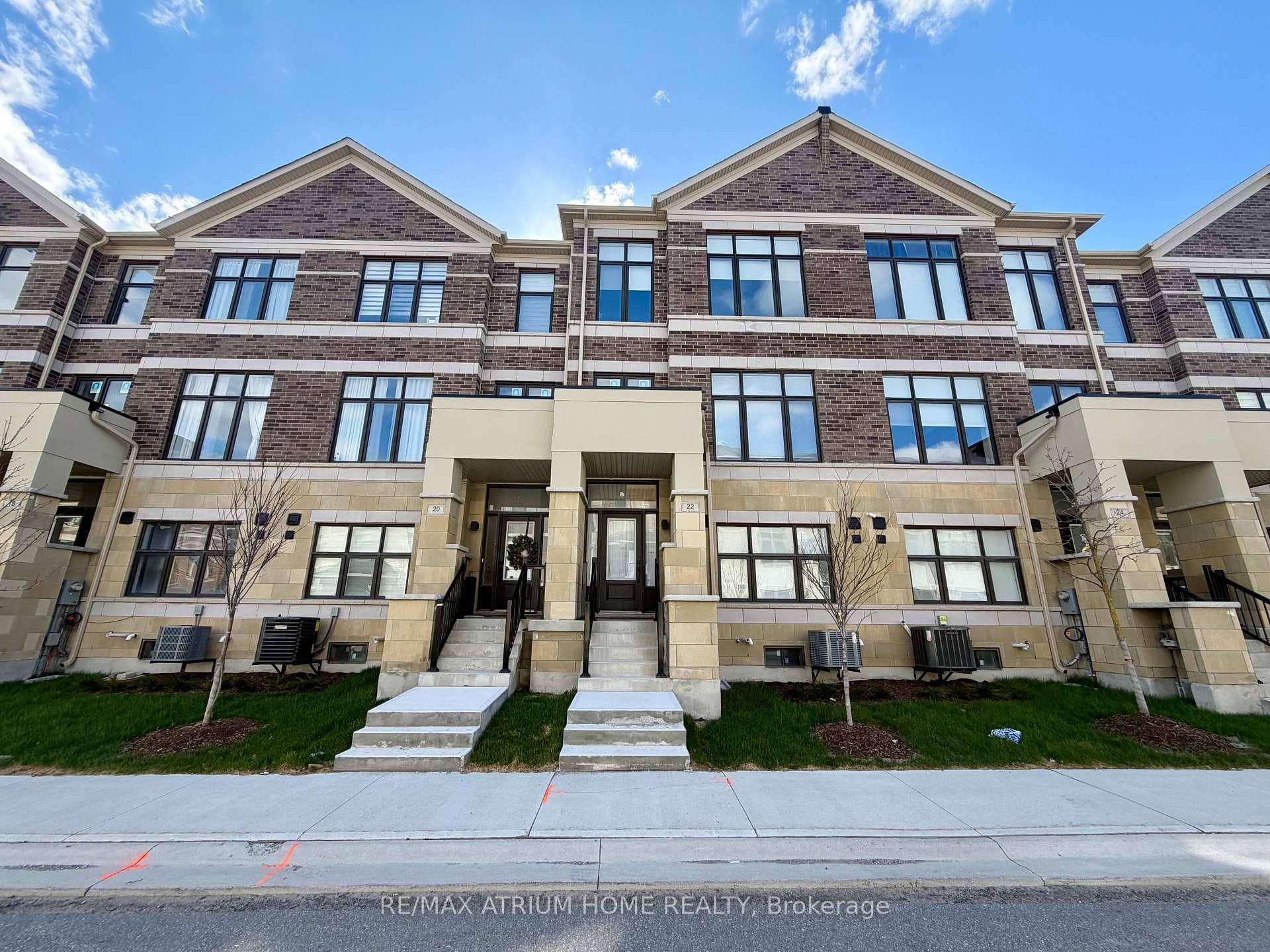 22 Kahshe Lane, Richmond Hill, ON L4S 0N7 - Photo 1