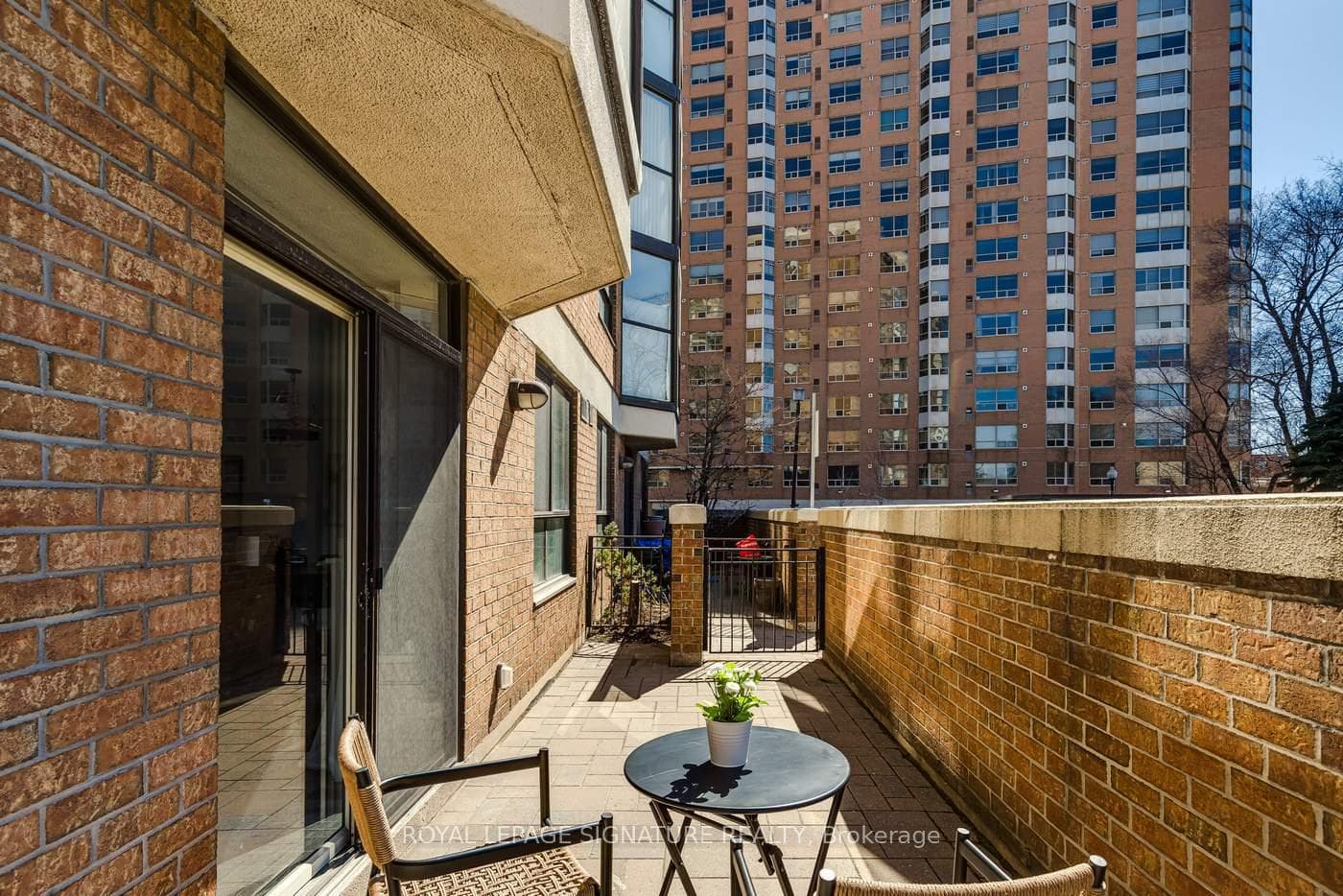 271 Ridley Boulevard Unit 108, Lawrence Park / Bedford Park, ON M5M 4N6 - Photo 1