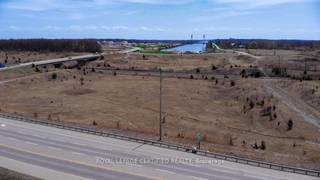 226 Crafters Crescent Unit (Hwy 58 A & Canal Bank ), Welland, ON L3B 5N7 - Photo 1