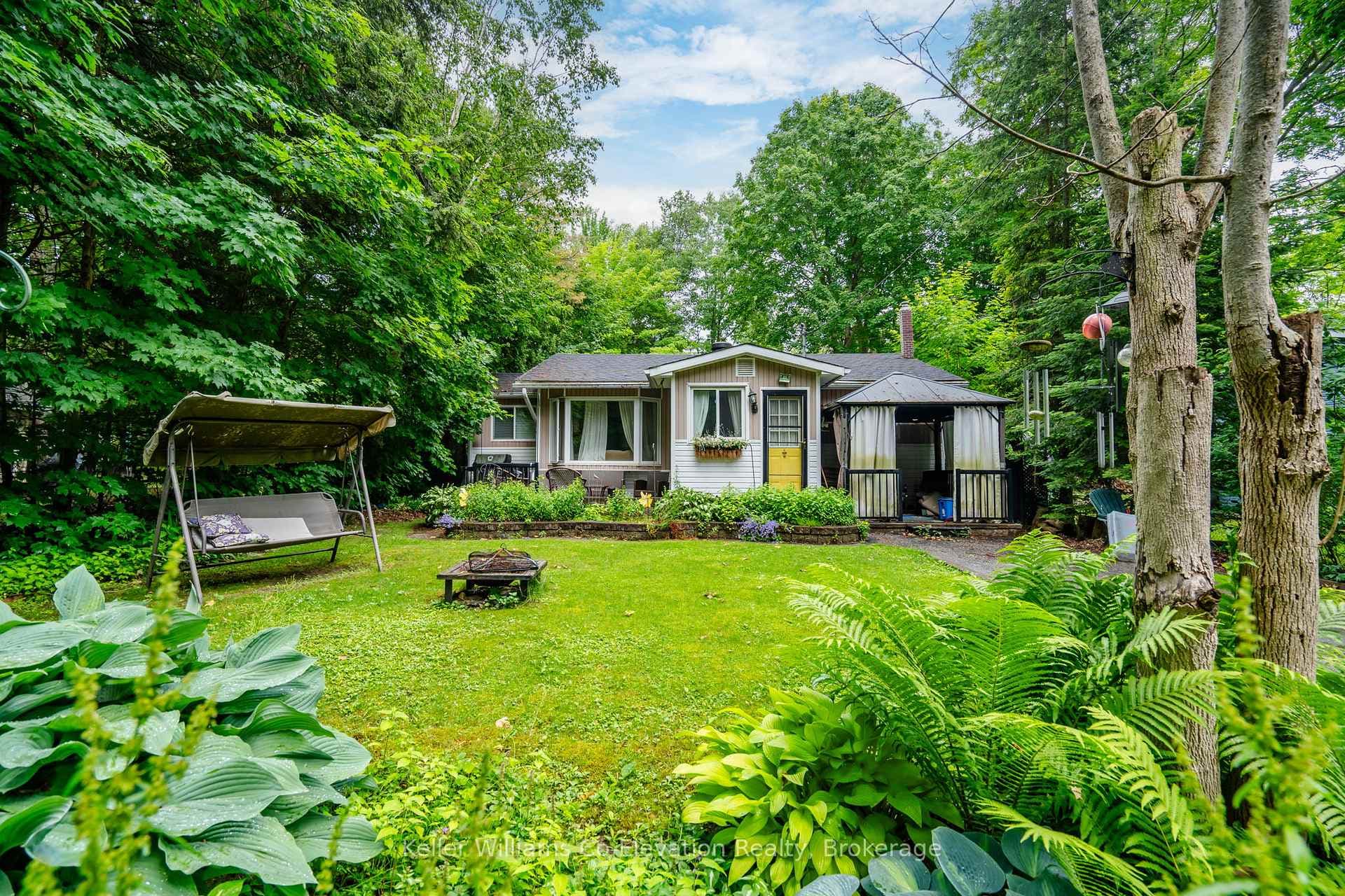 137 OLIVER Drive, Tiny, ON L0L 2J0 - Photo 1