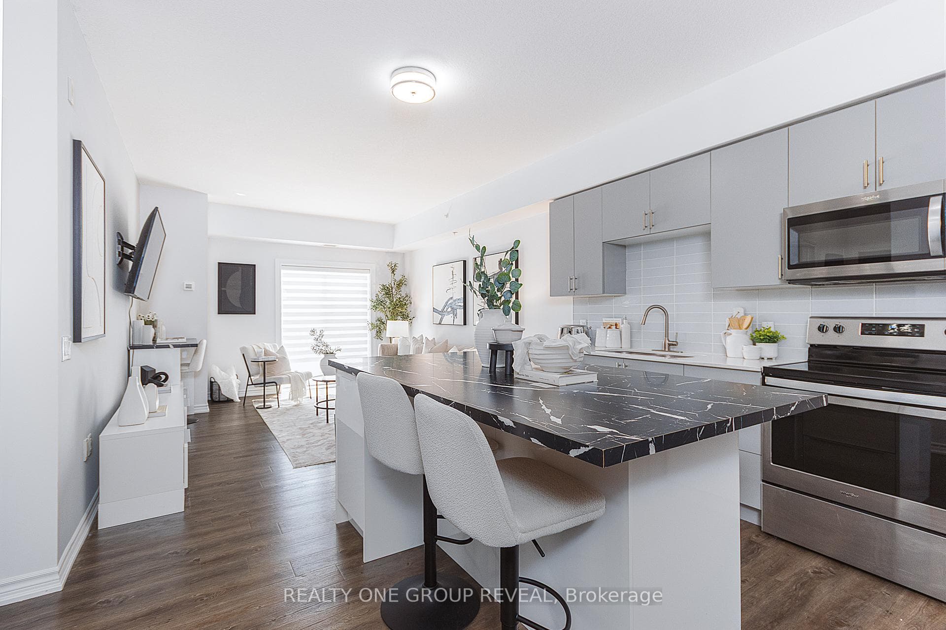 290 Liberty Street Unit 417, Clarington