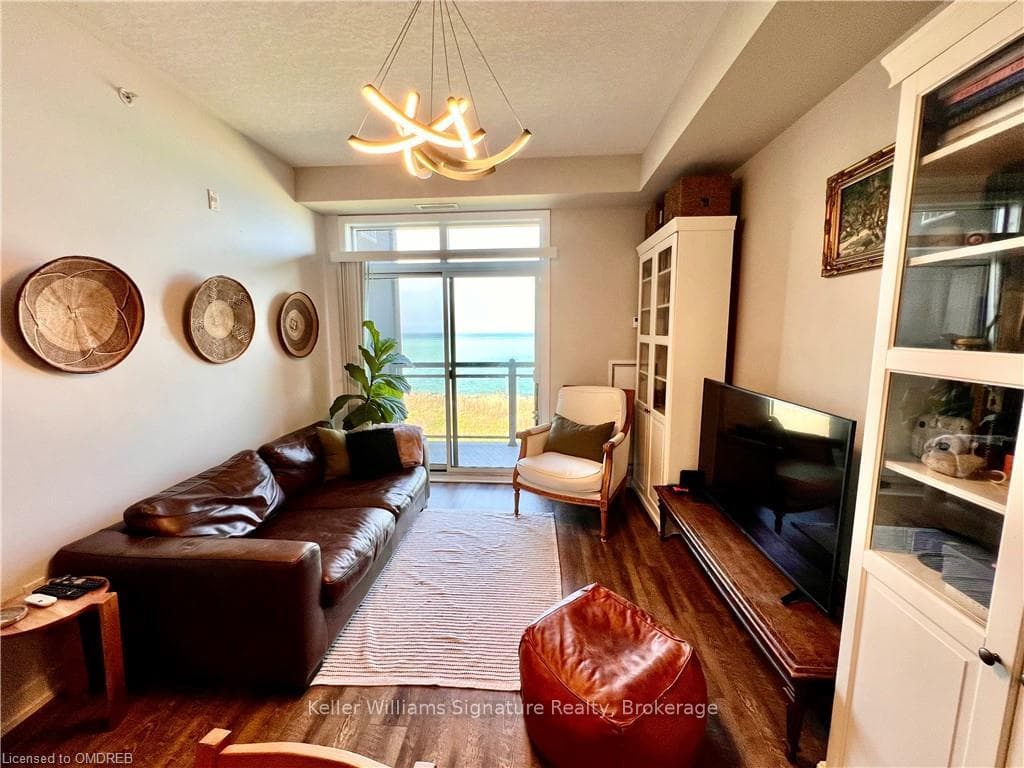 35 SOUTHSHORE Crescent Unit 304, Hamilton, ON L8E 0J2 - Photo 1