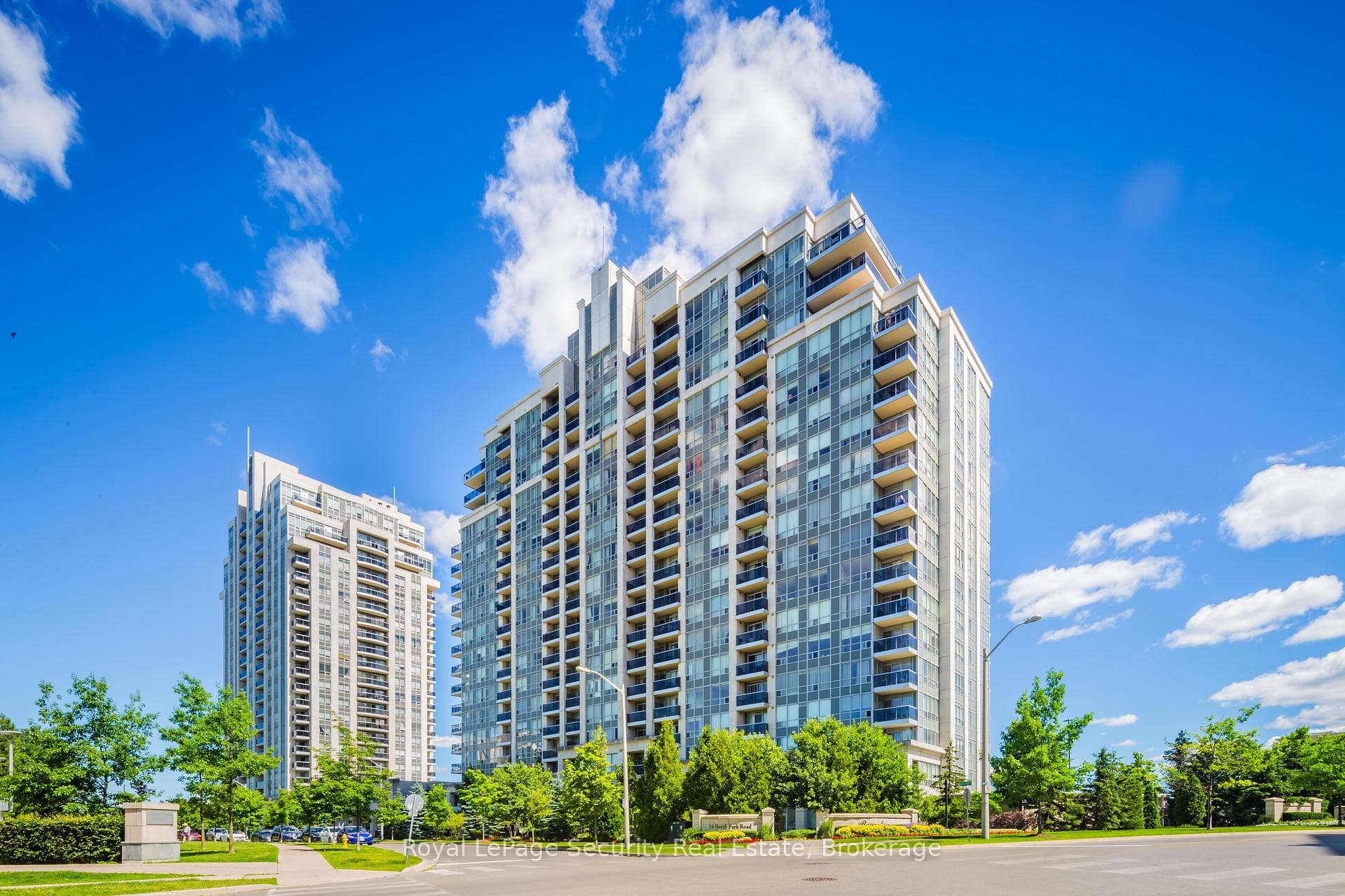 15 North Park Road Unit 917, Vaughan