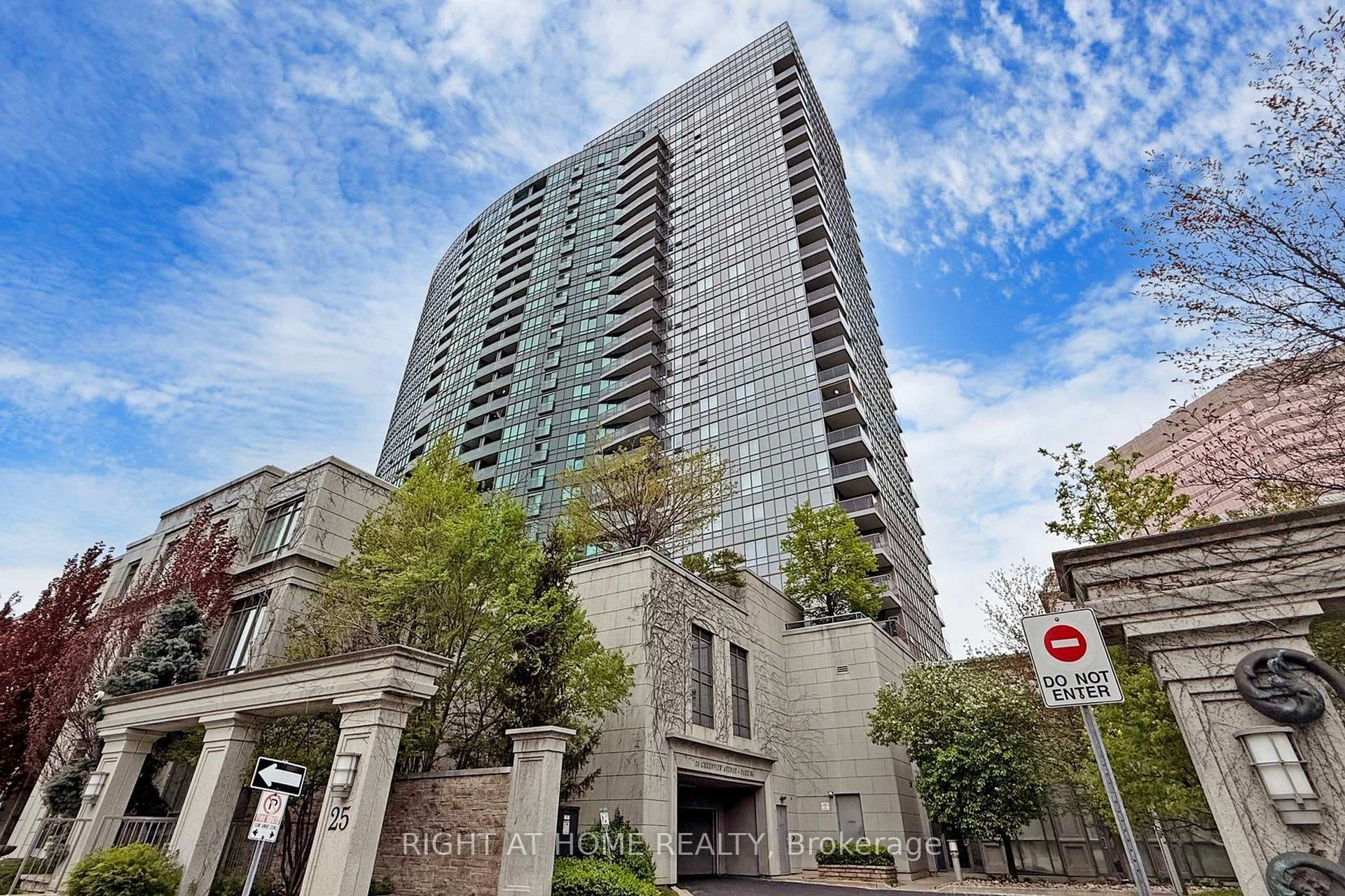25 Greenview Avenue Unit 2021, Thornhill / Willowdale, ON M2M 0A5 - Photo 1