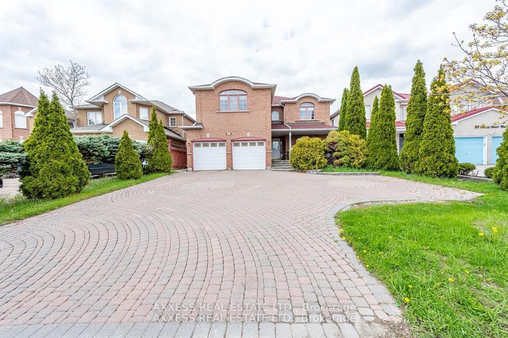 975 Bristol Road, Mississauga, ON L5V 2N9 - Photo 1