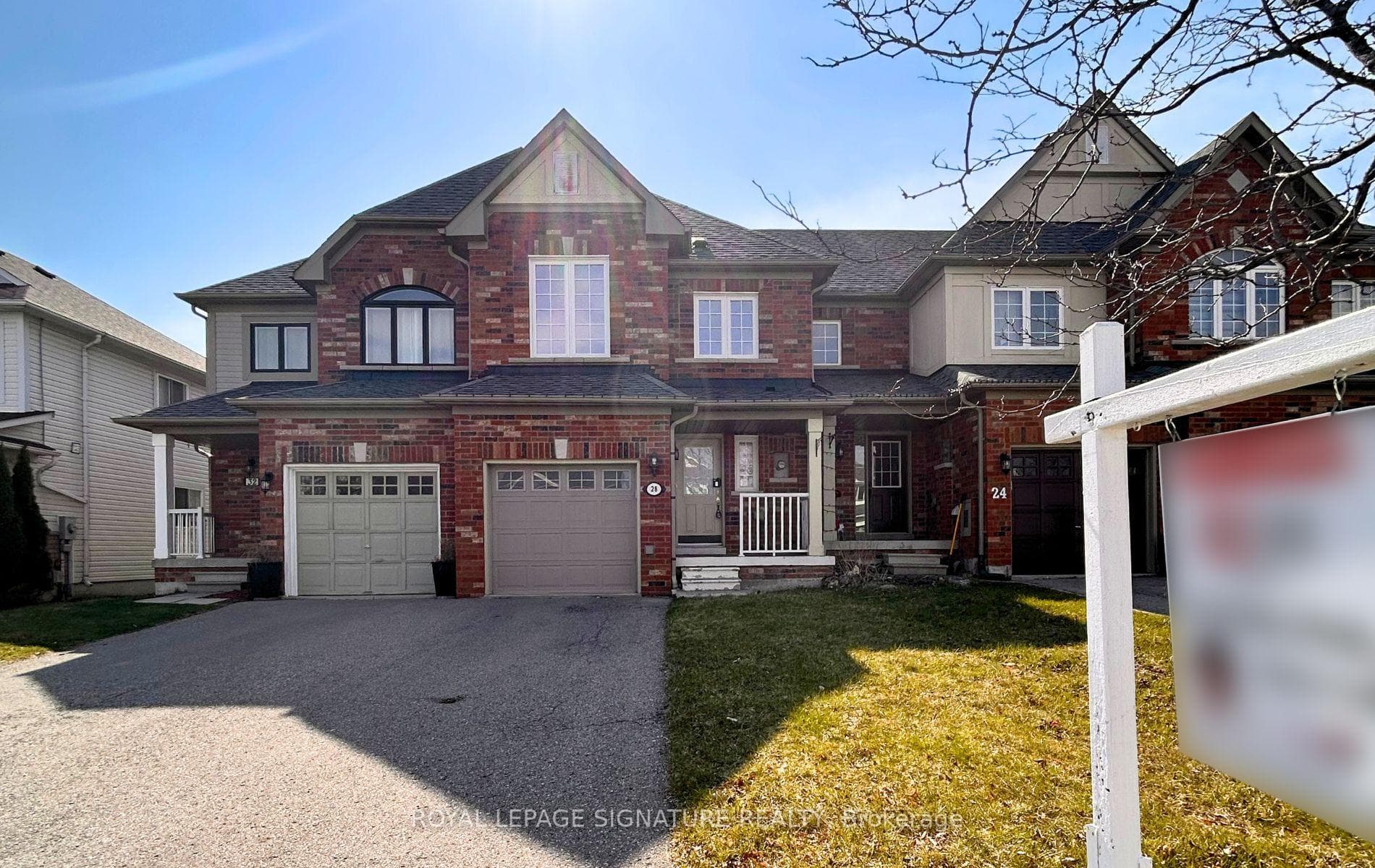 28 Millburn Drive, Clarington