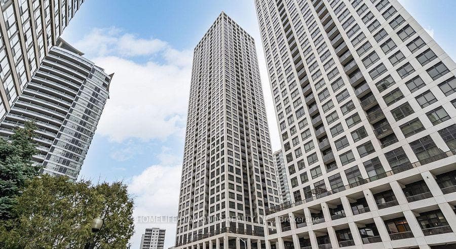 30 ELM Drive Unit 2404, Mississauga, ON L5B 0N6 - Photo 1