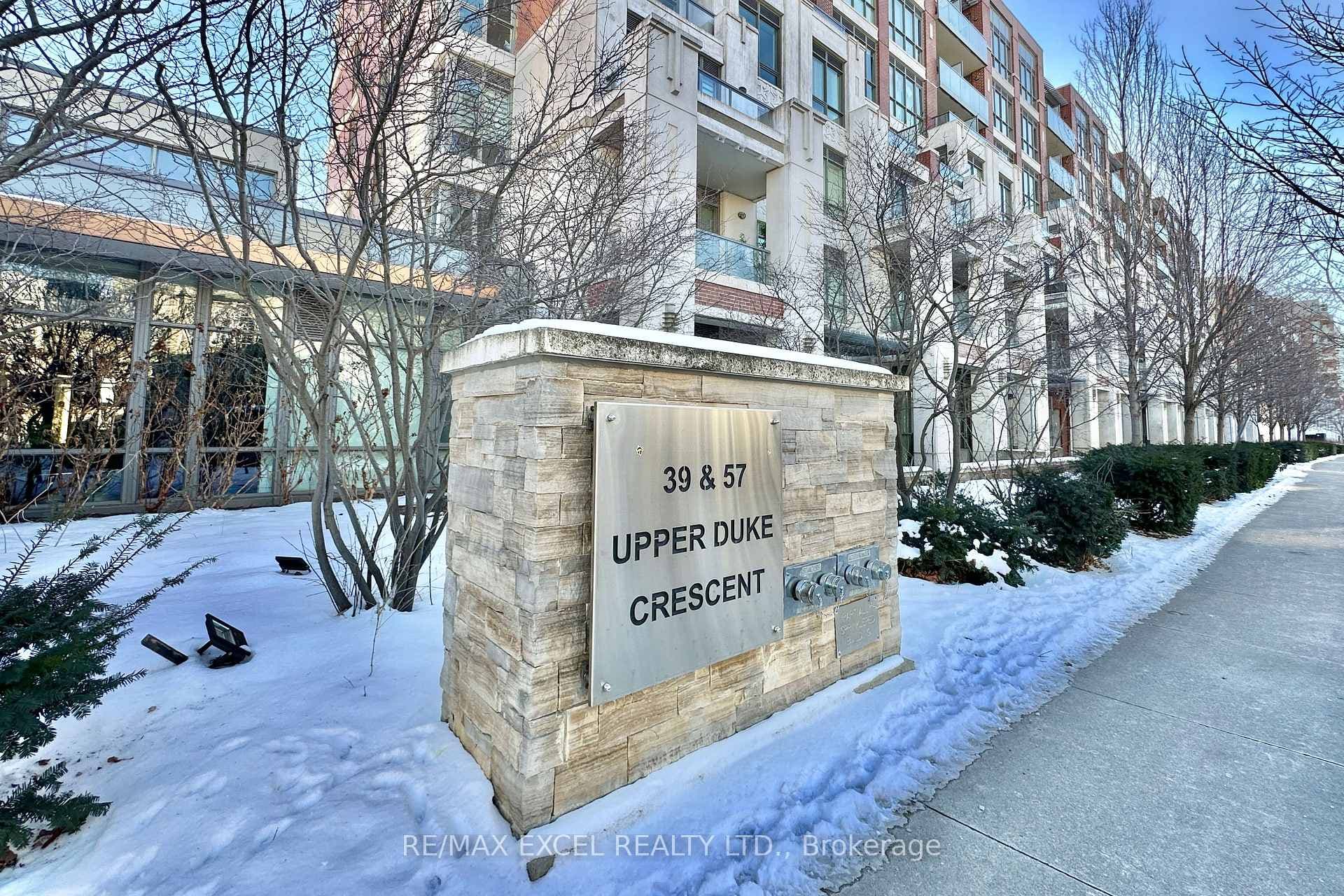 57 Upper Duke Crescent Unit 316, Markham, ON L6G 0B7 - Photo 1