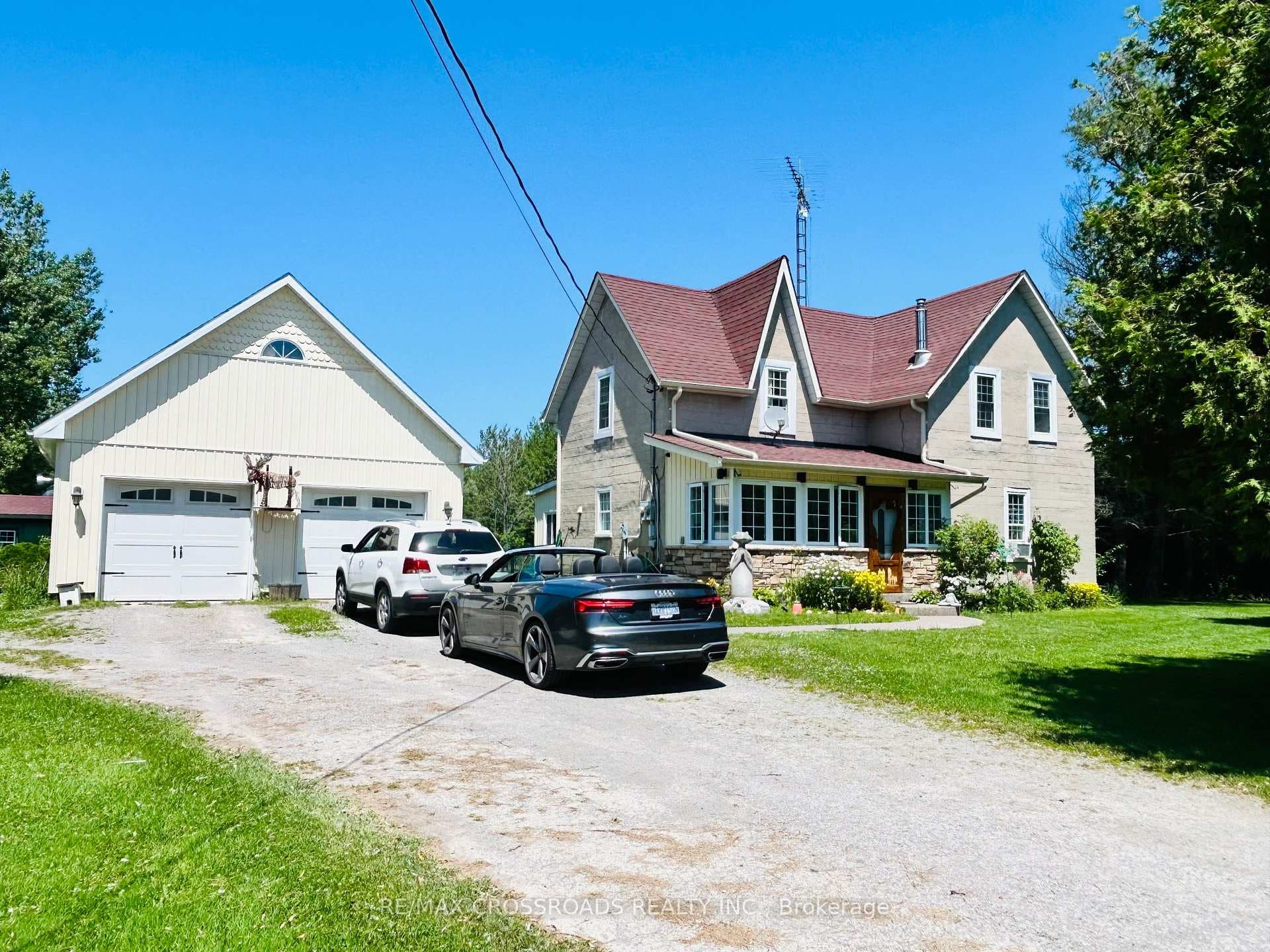 6308 Frog Street, Georgina, ON L0E 1N0 - Photo 1