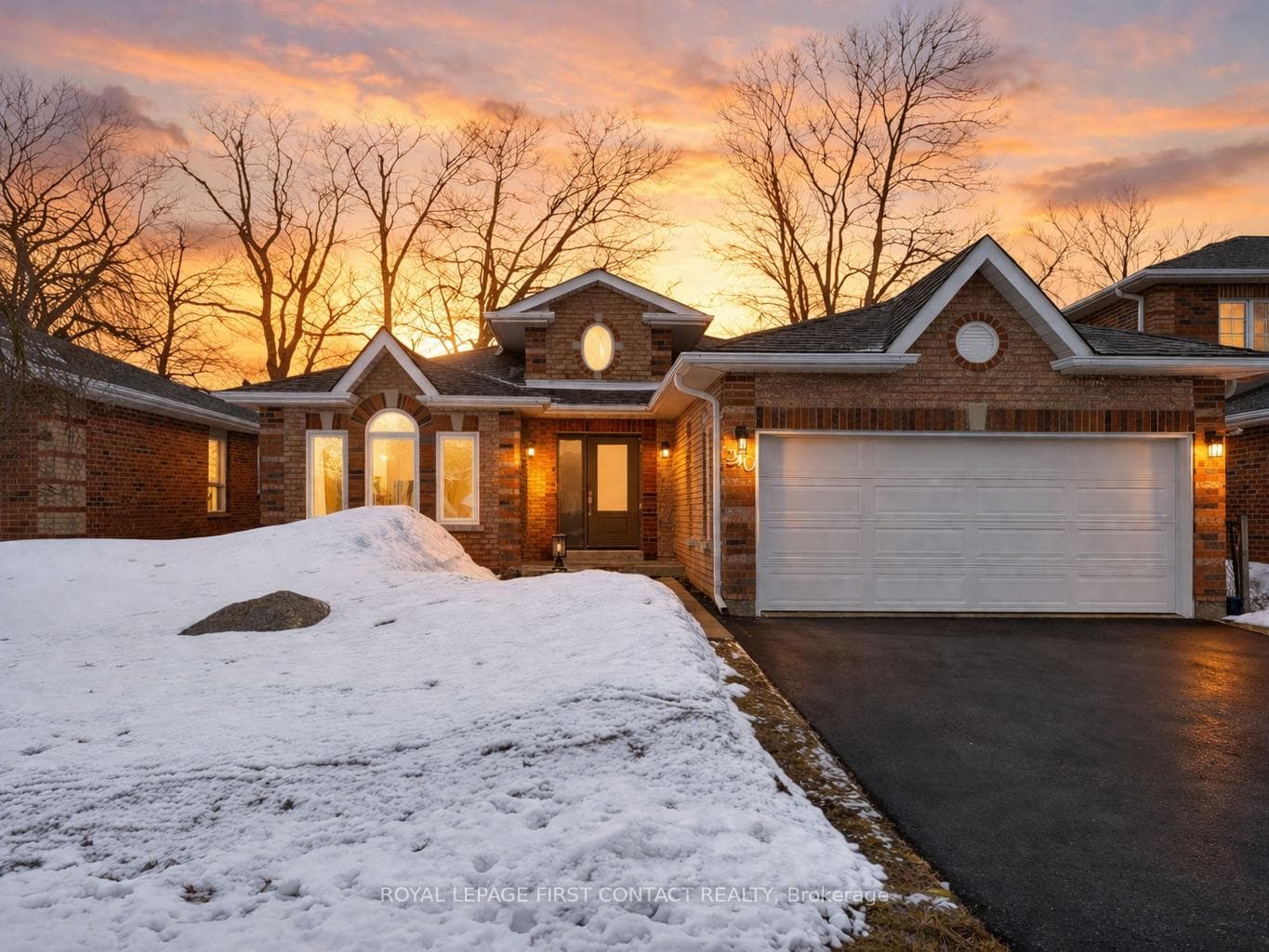 340 Livingstone Street, Barrie, ON L4N 7C5 - Photo 1