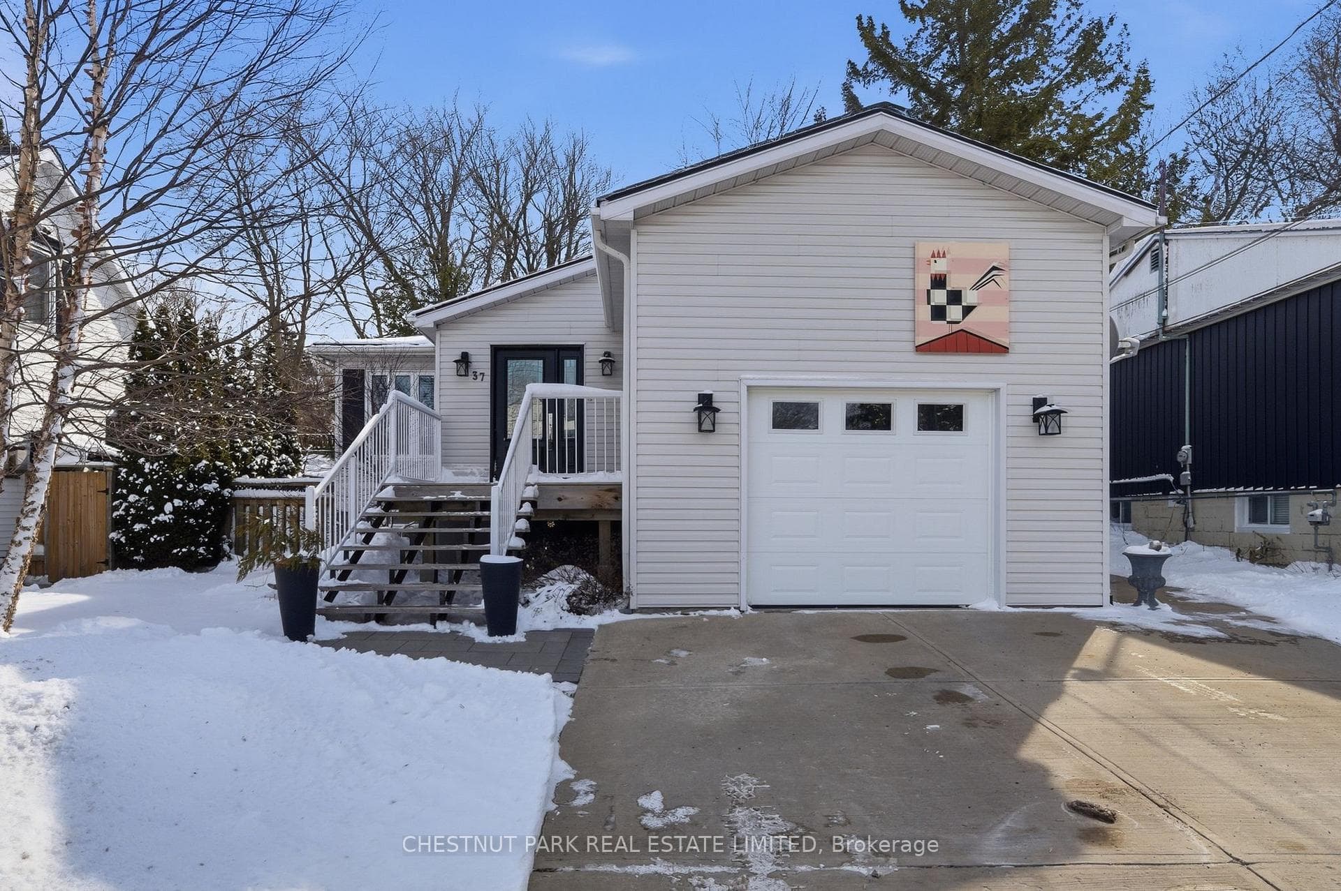 37 Ontario Street, Prince Edward County, ON K0K 2T0 - Photo 1