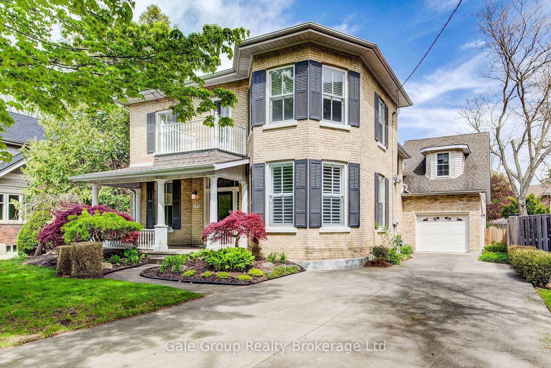 383 Ingersoll Avenue, Woodstock
