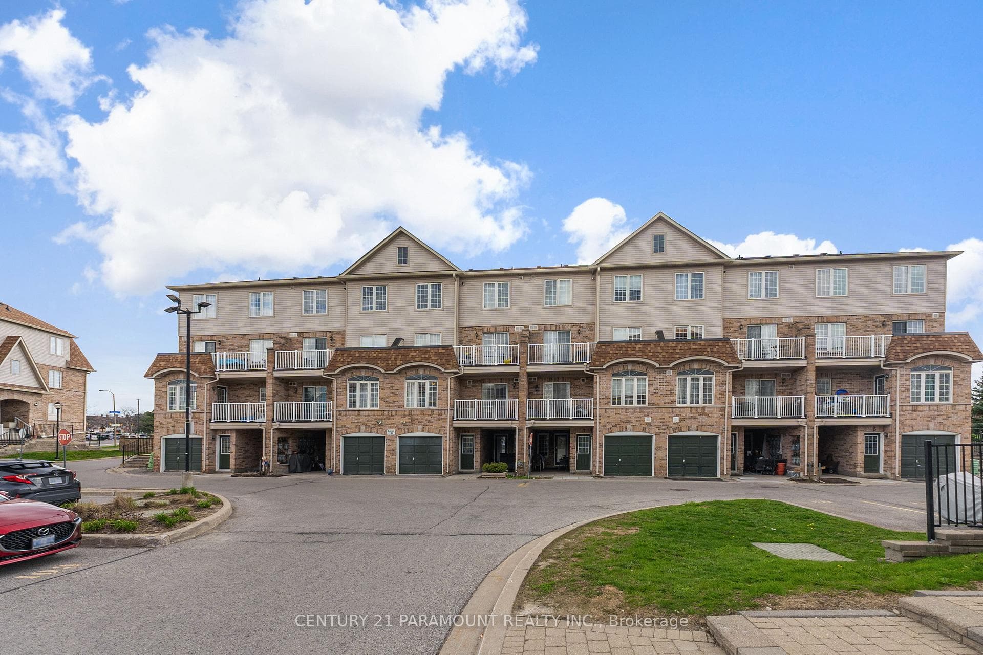 200 Mclevin Avenue Unit 10, Scarborough (Morningside / West Hill), ON M1B 6C6 - Photo 1