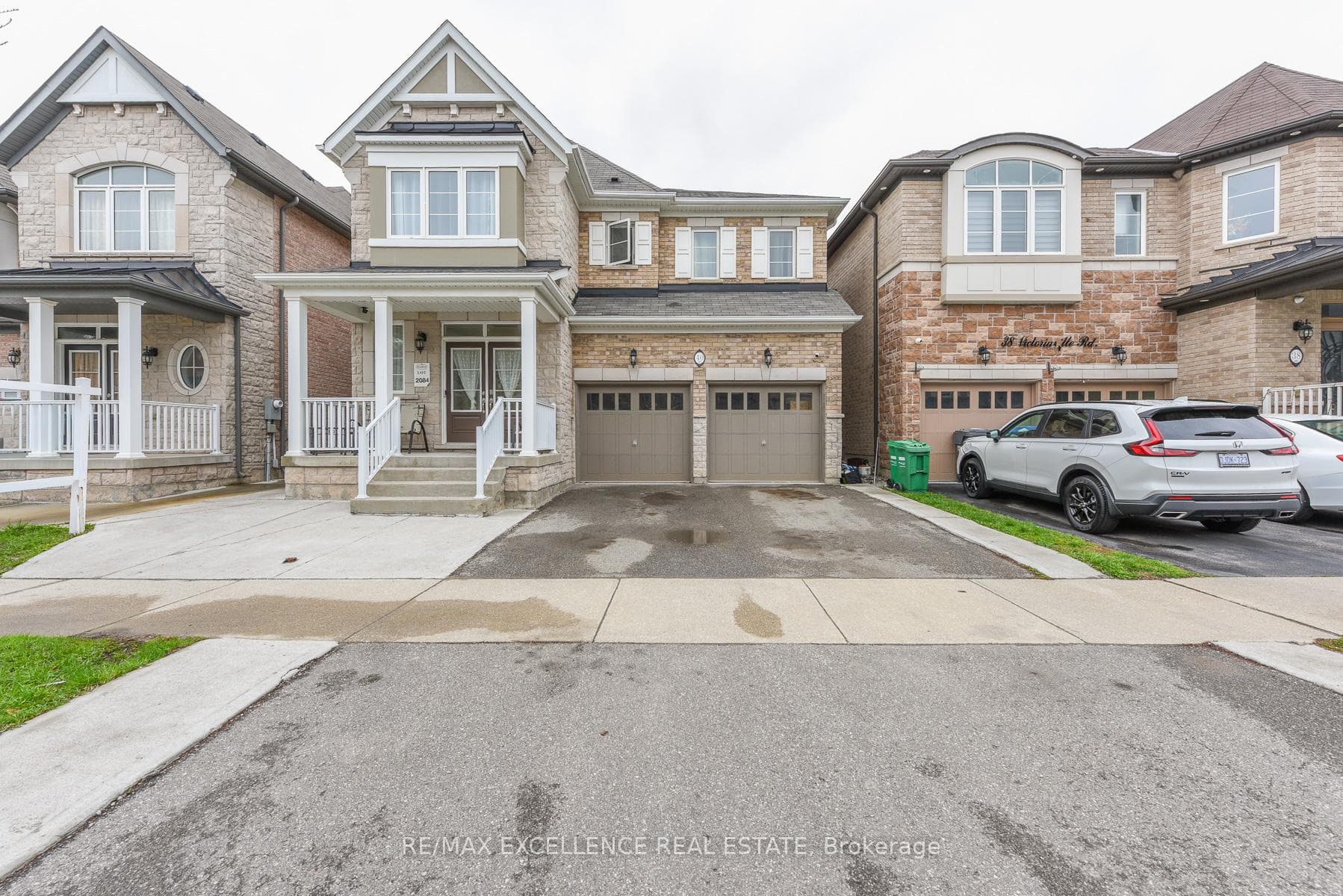 40 Victoriaville Road, Brampton, ON L6X 0Y9 - Photo 1