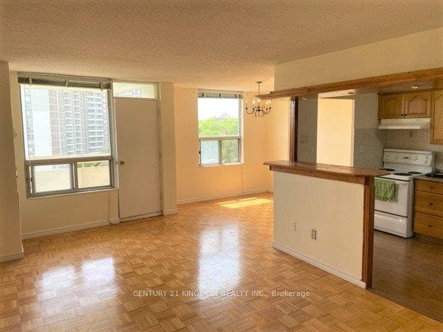 20 Edgecliff Golfway Unit 1209, Flemingdon Park / Don Mills, ON M3C 3A4 - Photo 1