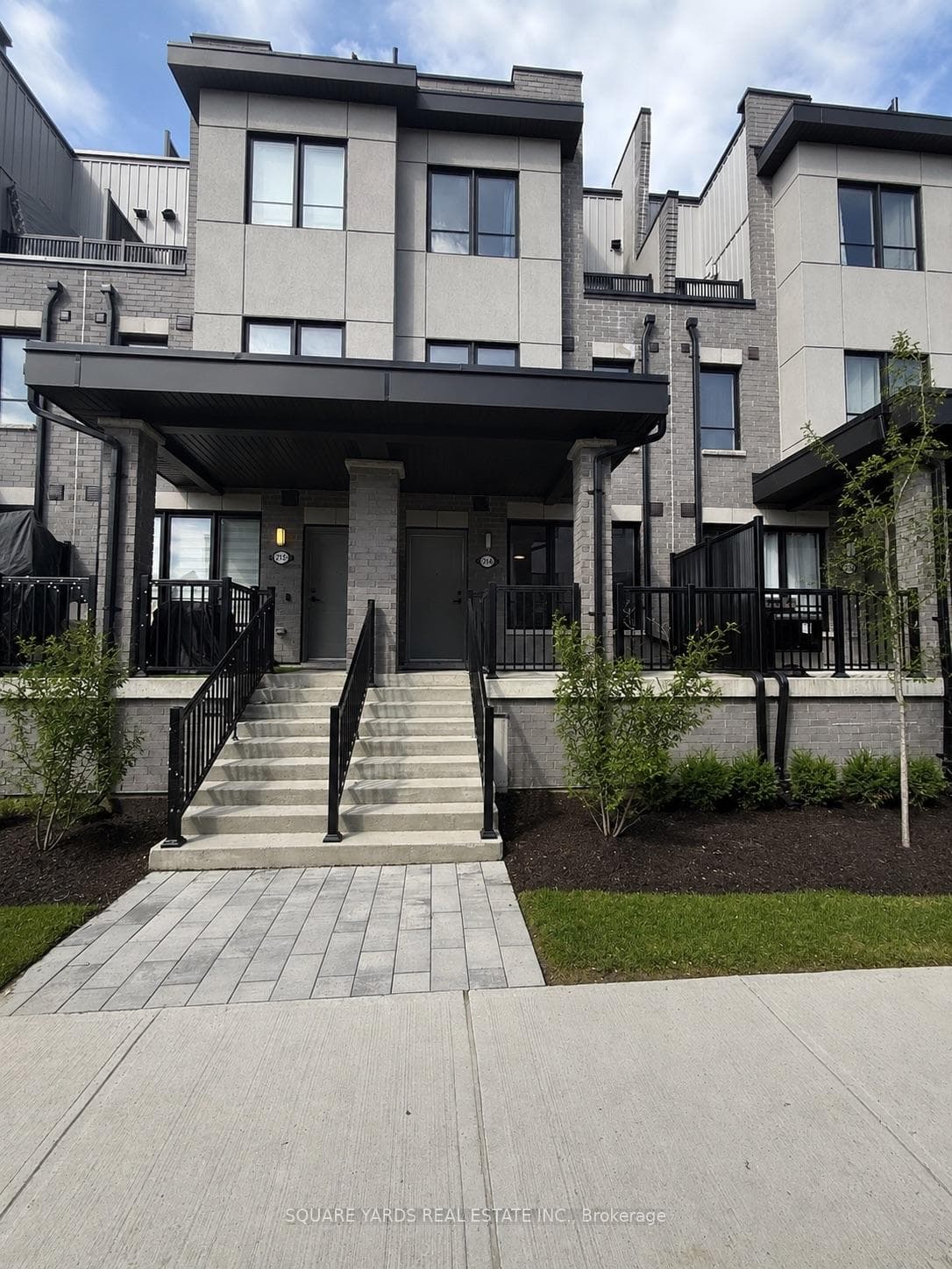 21 Baynes Way Unit 4, Bradford West Gwillimbury