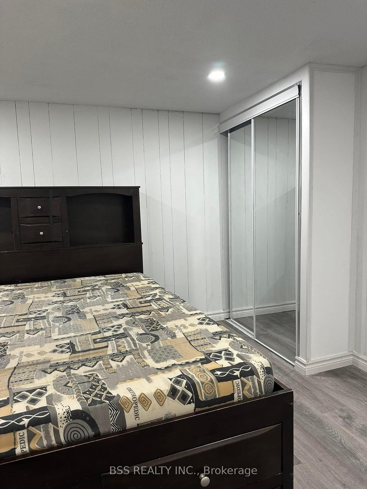 8 Trestleside Grove, Dorset Park / Kennedy Park, ON M1R 5A9 - Photo 1