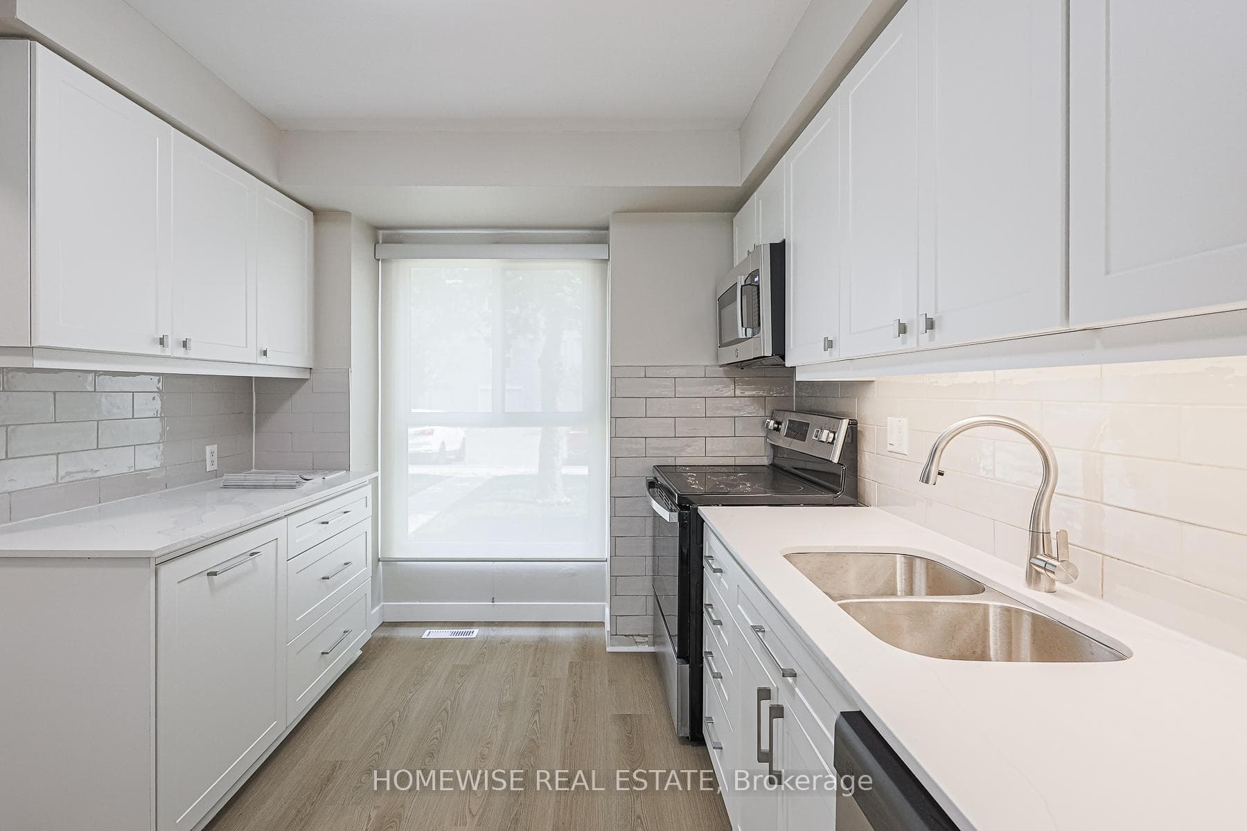 560 Waverly Street Unit 29, Oshawa, ON L1J 5Y4 - Photo 1