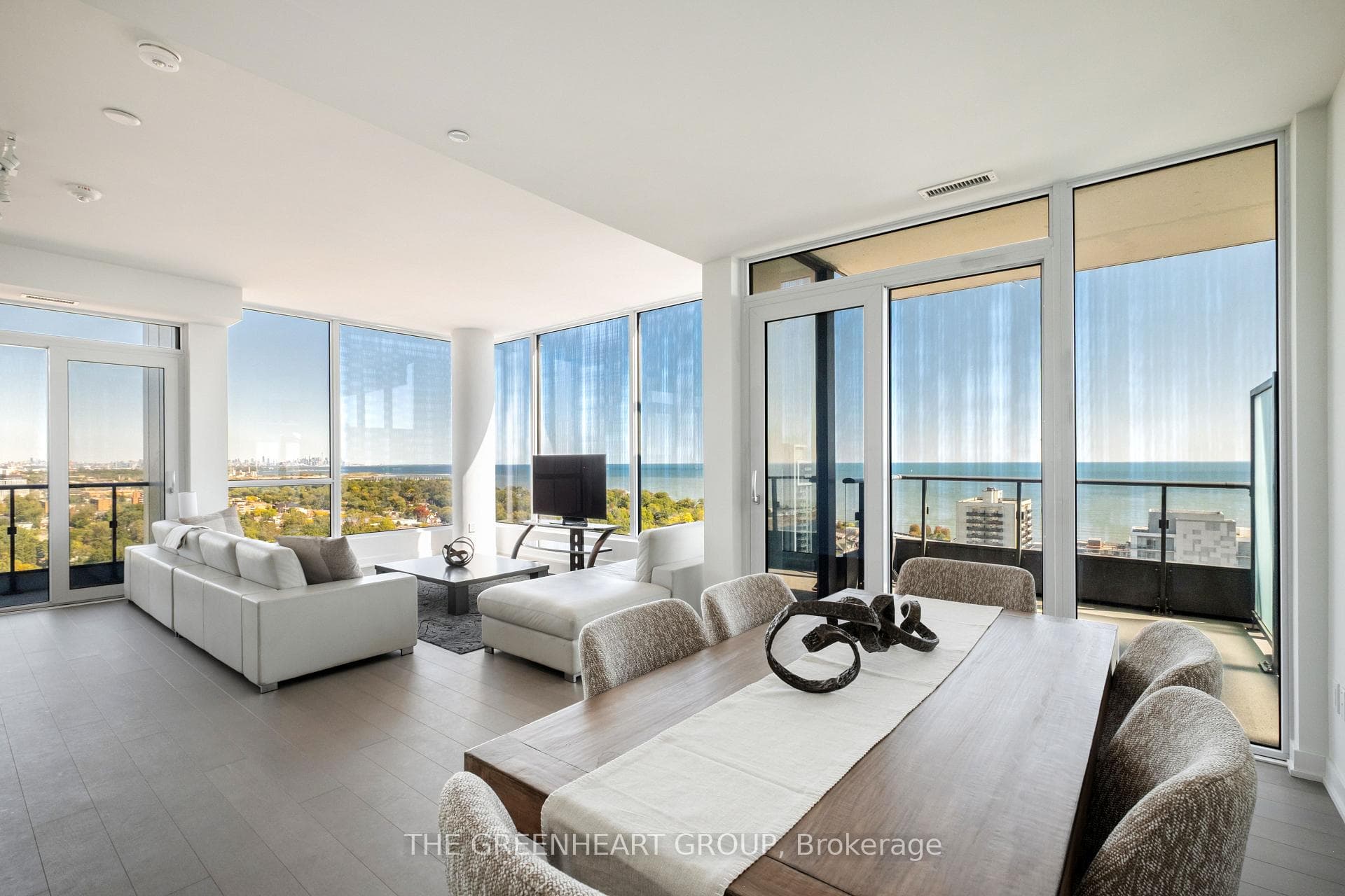 28 Ann Street Unit 2102, Mississauga