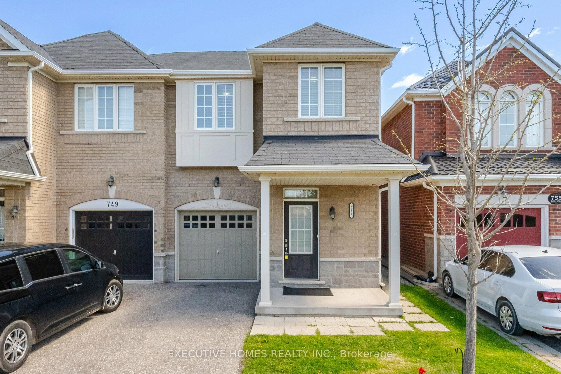 751 Agnew Crescent, Milton