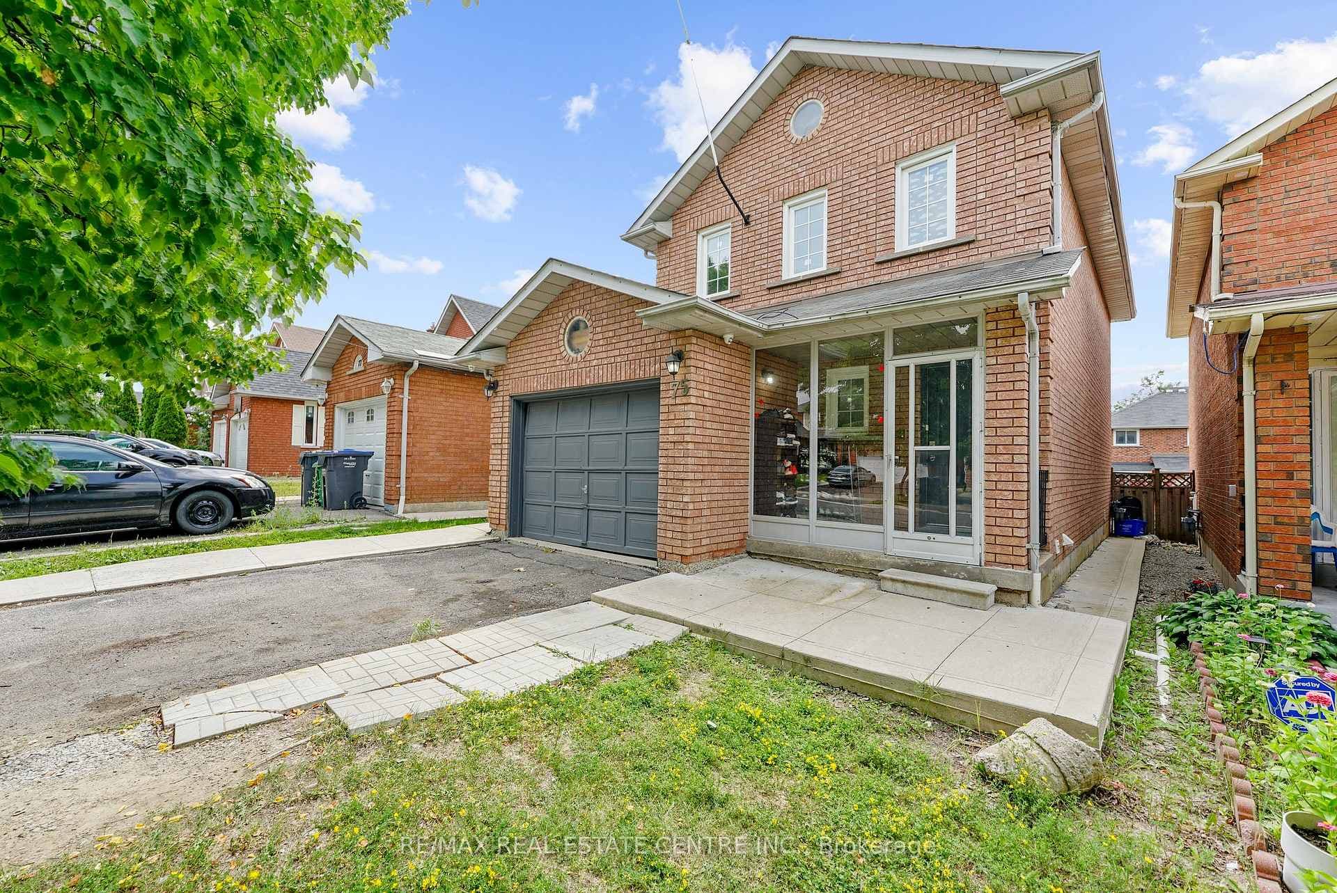 75 Michigan Avenue, Brampton, ON L6Y 4P1 - Photo 1