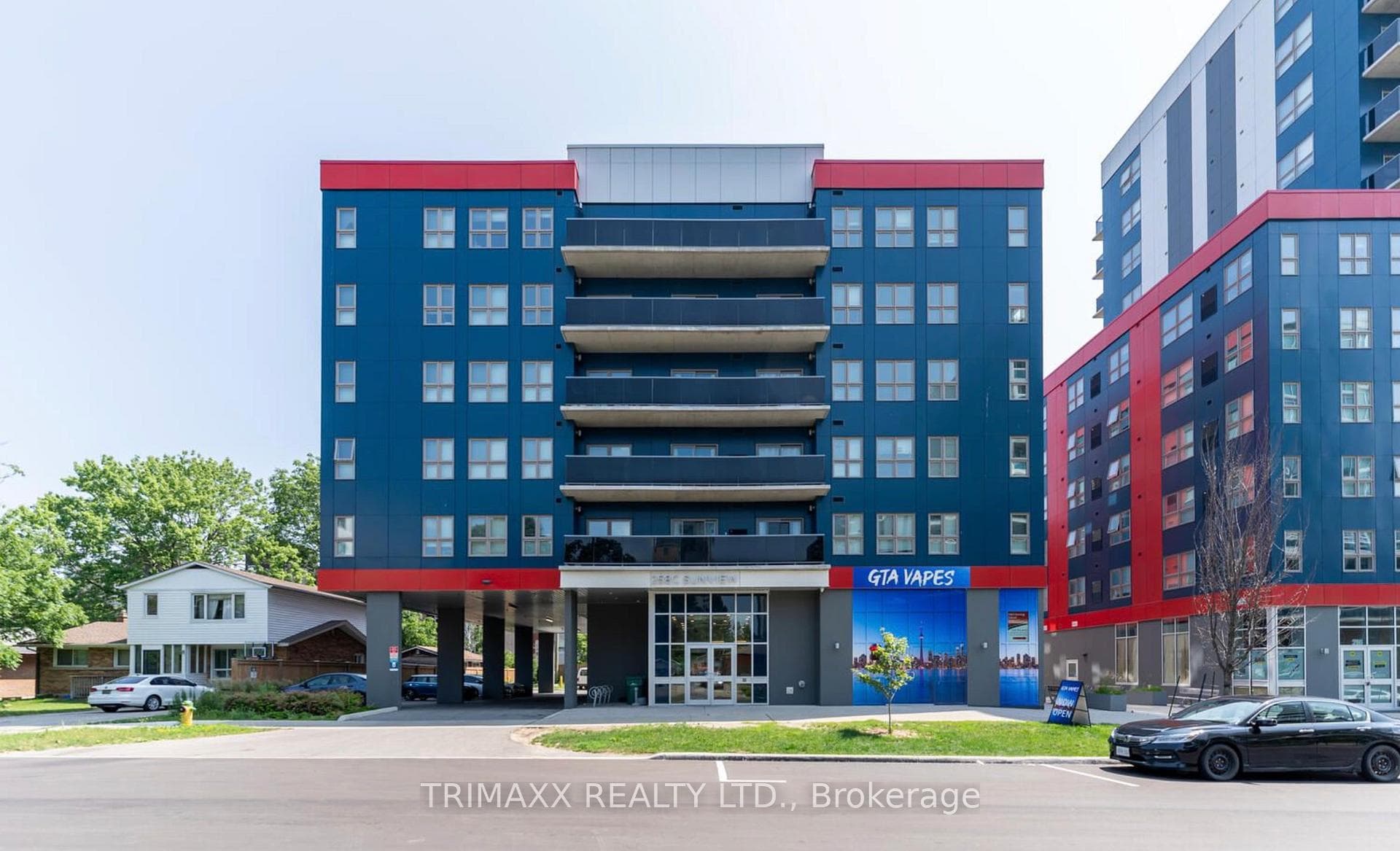 258C Sunview Street Unit PH 373, Waterloo