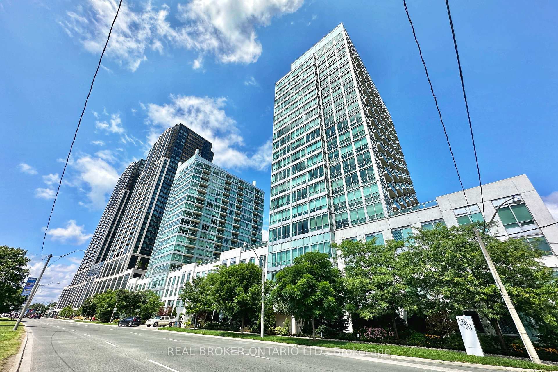 1910 Lakeshore Boulevard Unit 807, High Park / Junction / Roncesvalles, ON M6S 1A2 - Photo 1