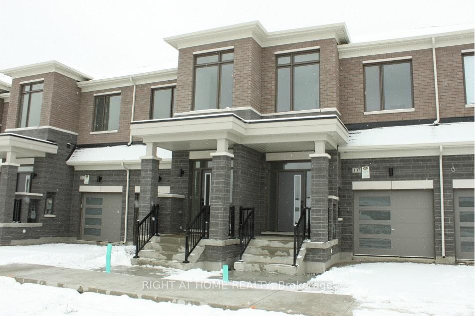 107 Schmeltzer Crescent, Richmond Hill, ON L4E 1J1 - Photo 1