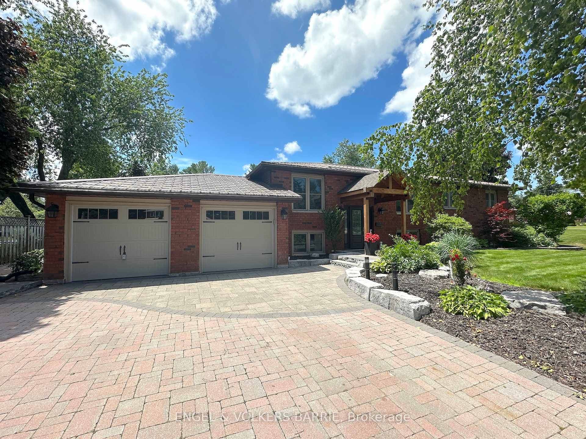 19 Lilac Lane, Springwater, ON L0L 1X0 - Photo 1