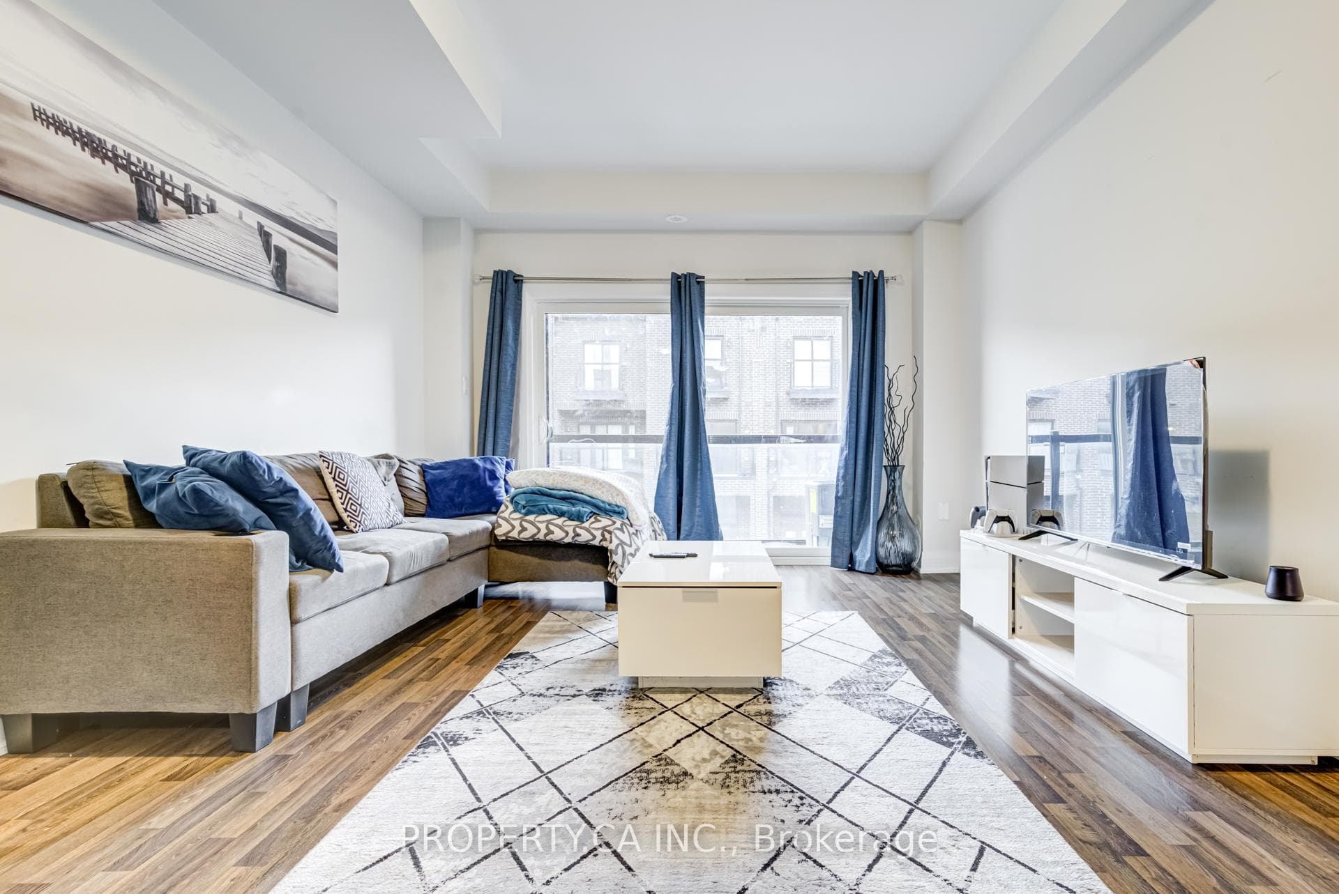 1776A Lawrence Avenue Unit 2, York / Weston, ON M6L 0A3 - Photo 1