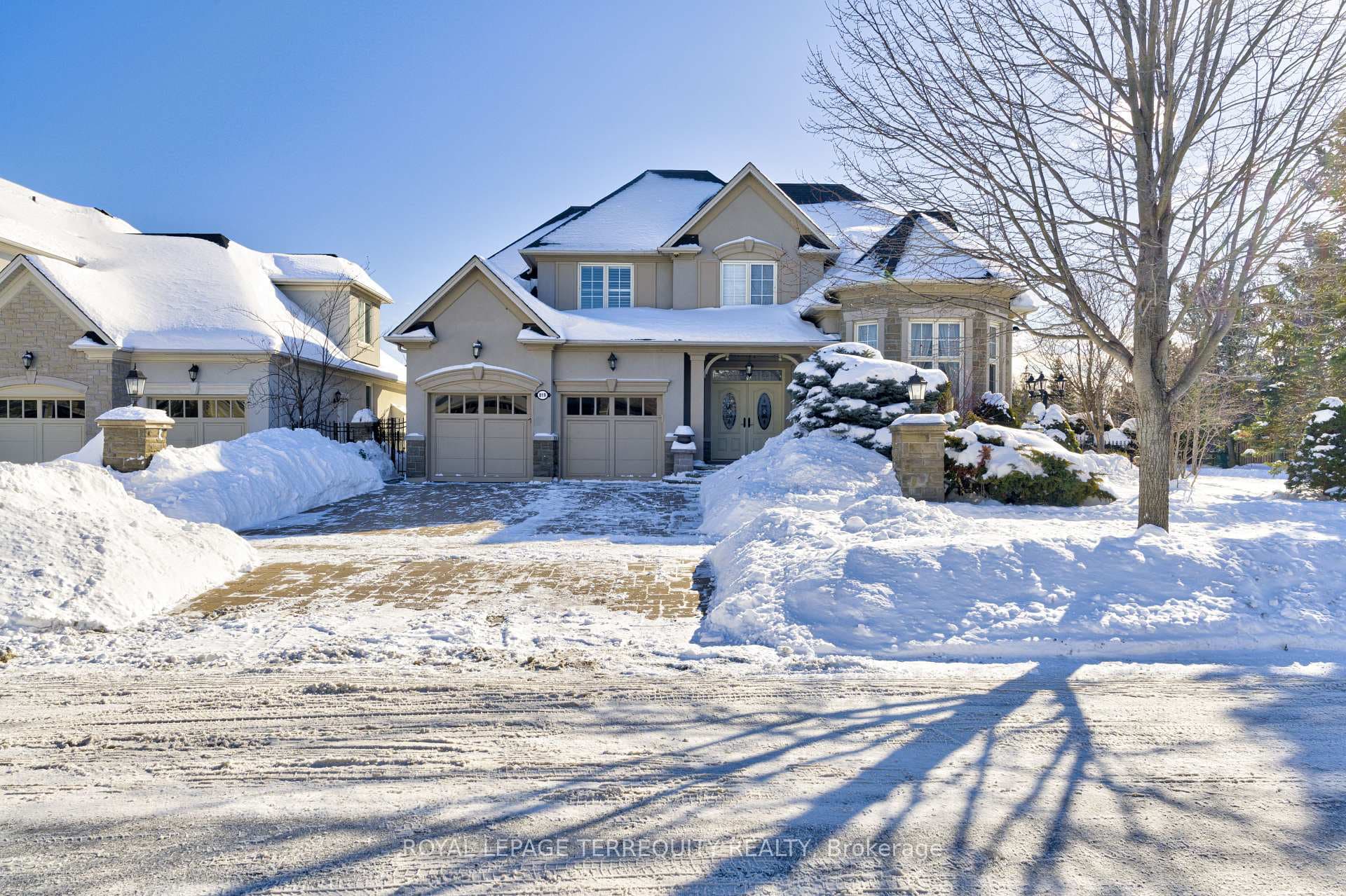 819 Canyon Street, Mississauga, ON L5H 4M3 - Photo 1