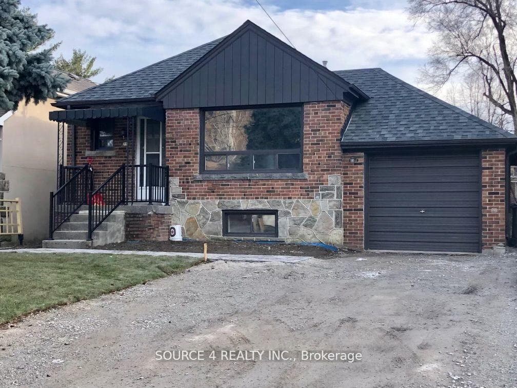 21 Burncrest Drive Unit Lower, Toronto C04