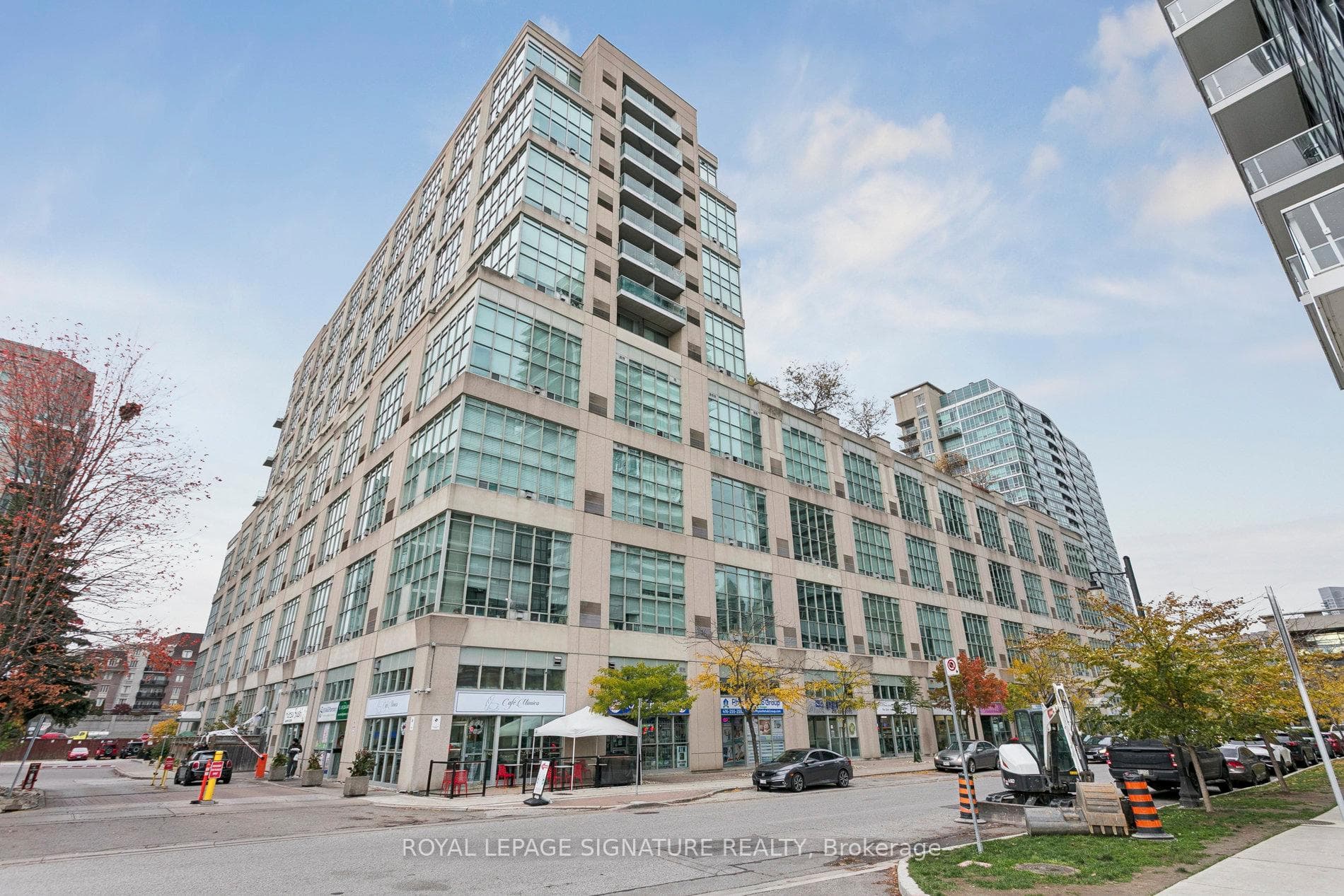250 Manitoba Street Unit 111, Liberty Village / Parkdale / South Parkdale, ON M8Y 4G8 - Photo 1