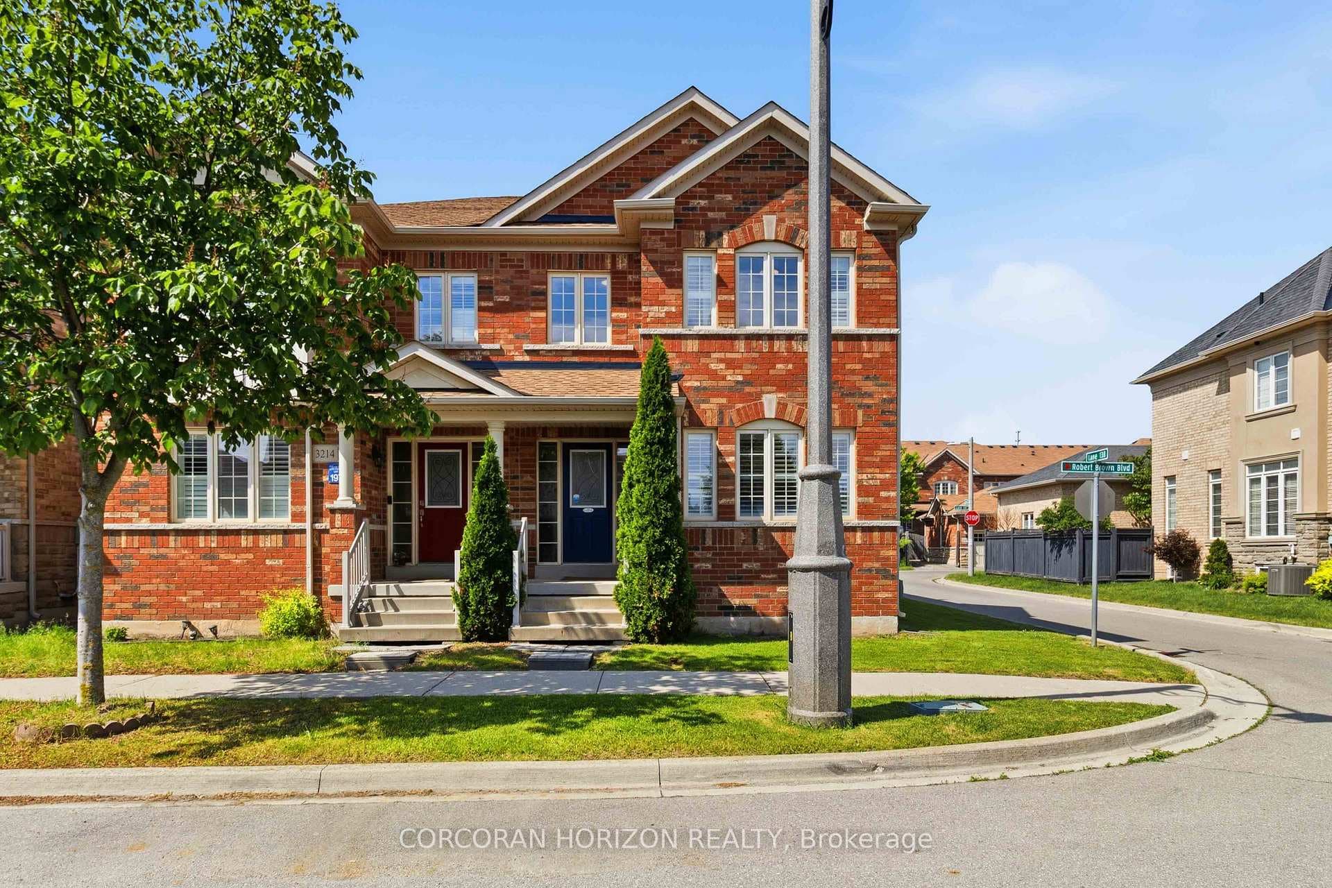 3216 Robert Brown Boulevard, Oakville, ON L6M 0P2 - Photo 1