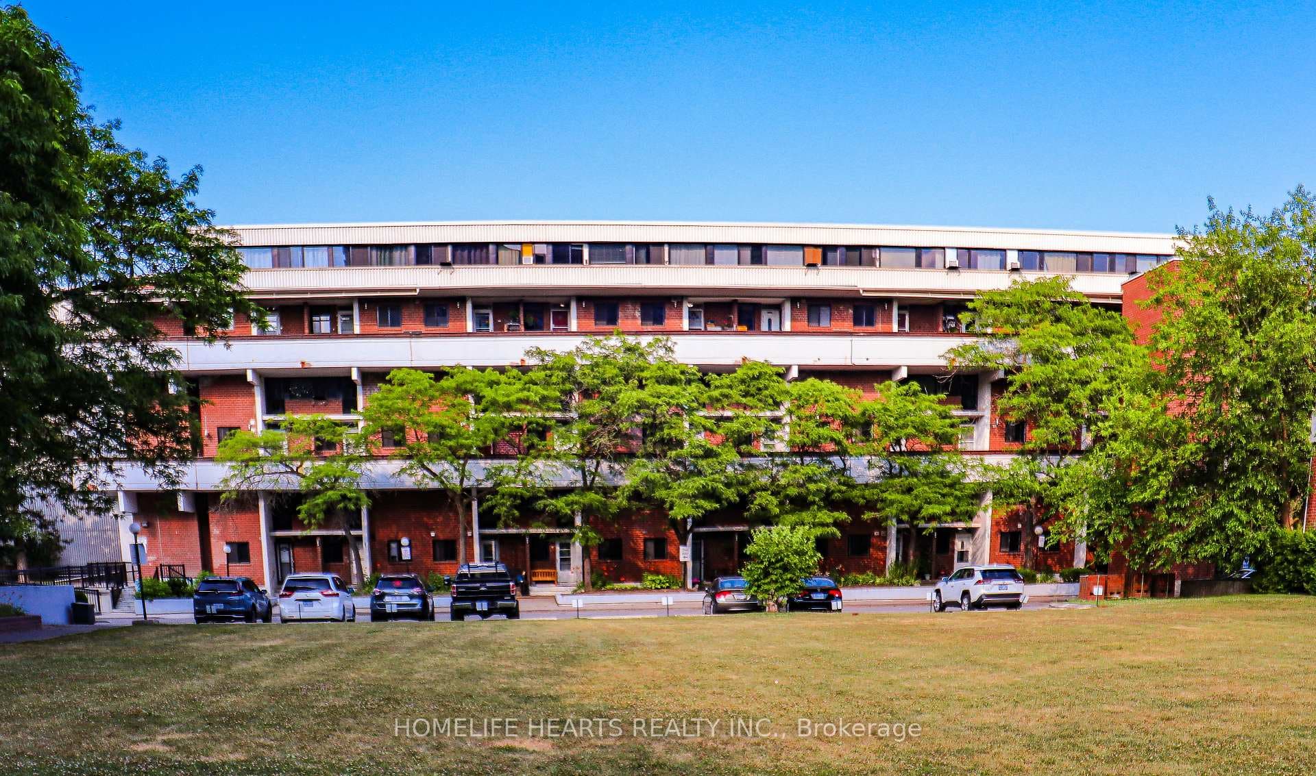 140 Leeward Glenway Unit 316, Flemingdon Park / Don Mills, ON M3C 2Y9 - Photo 1